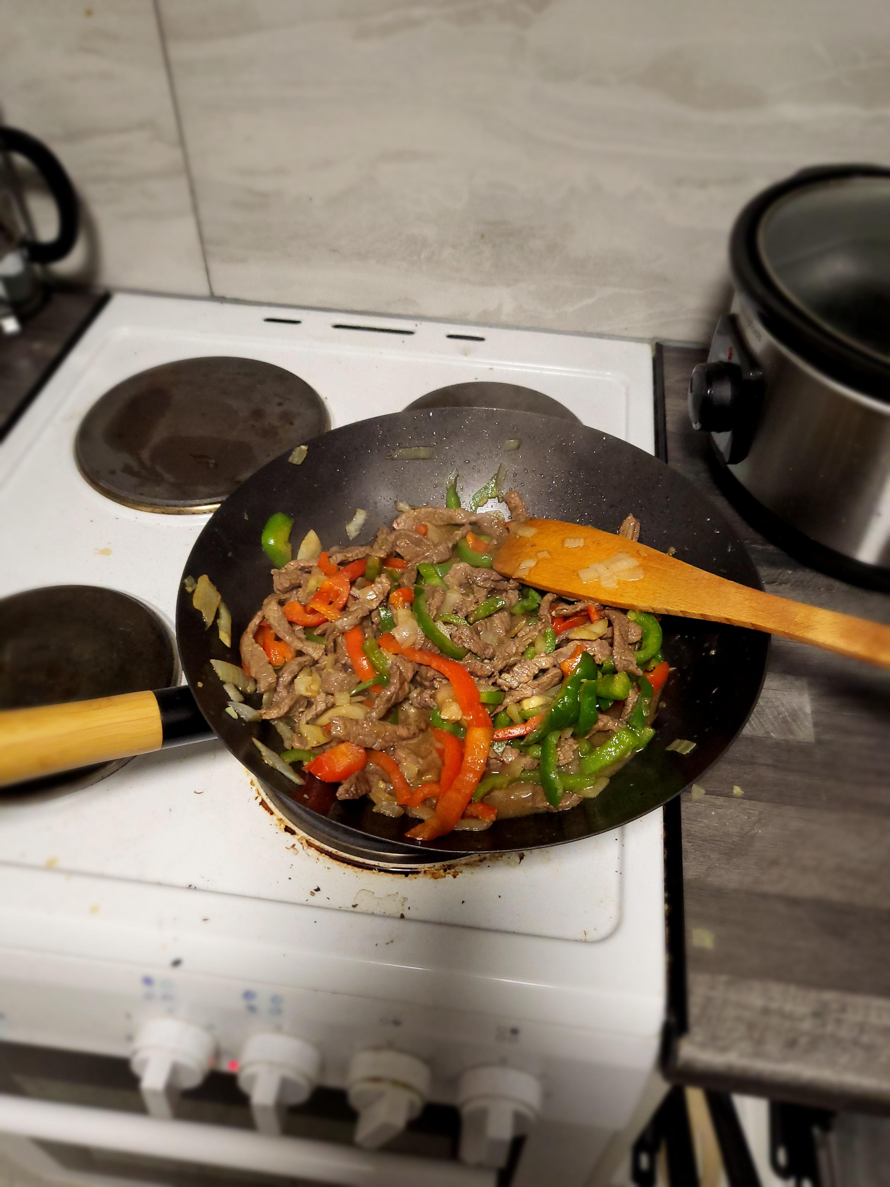 Cowboy Bebop style Bell peppers and beef r/drunkencookery