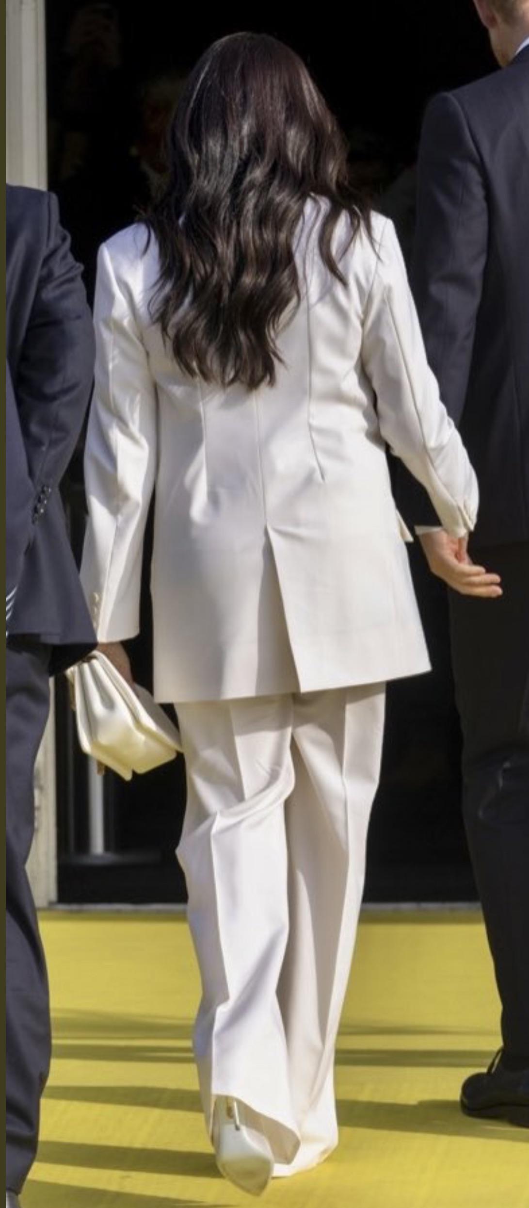 How do you explain this? r/SaintMeghanMarkle