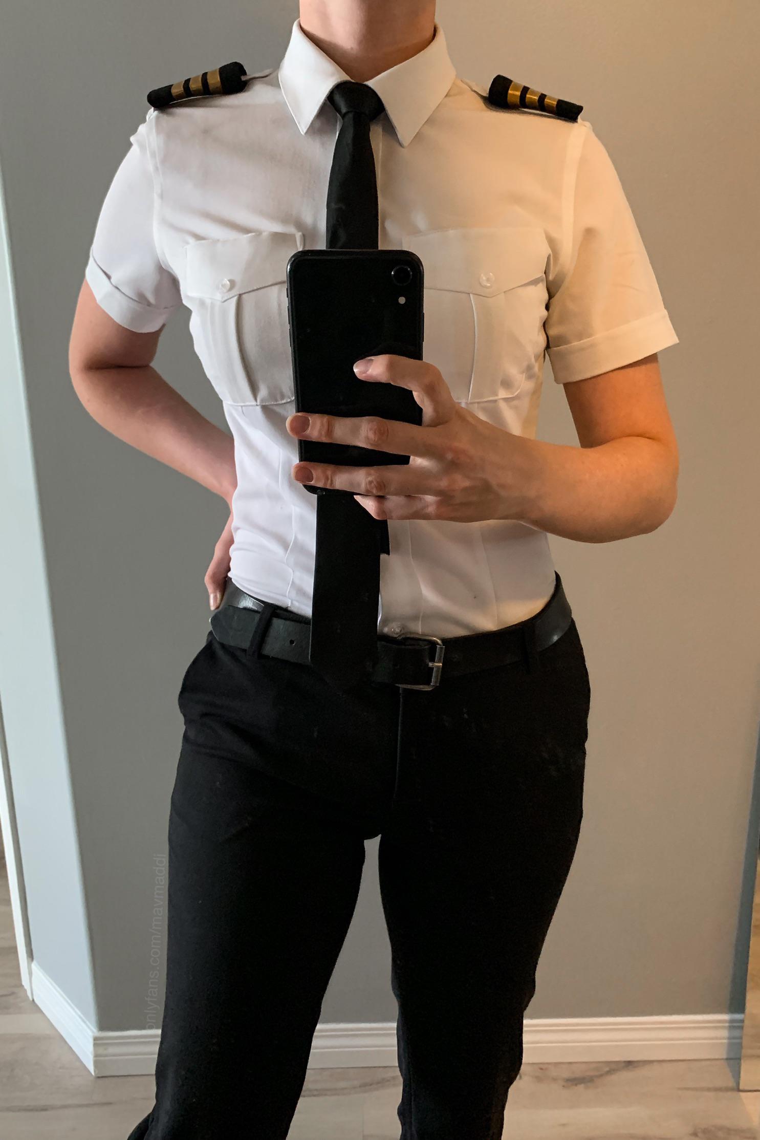 A bit about me 🥰 : MavMaddi