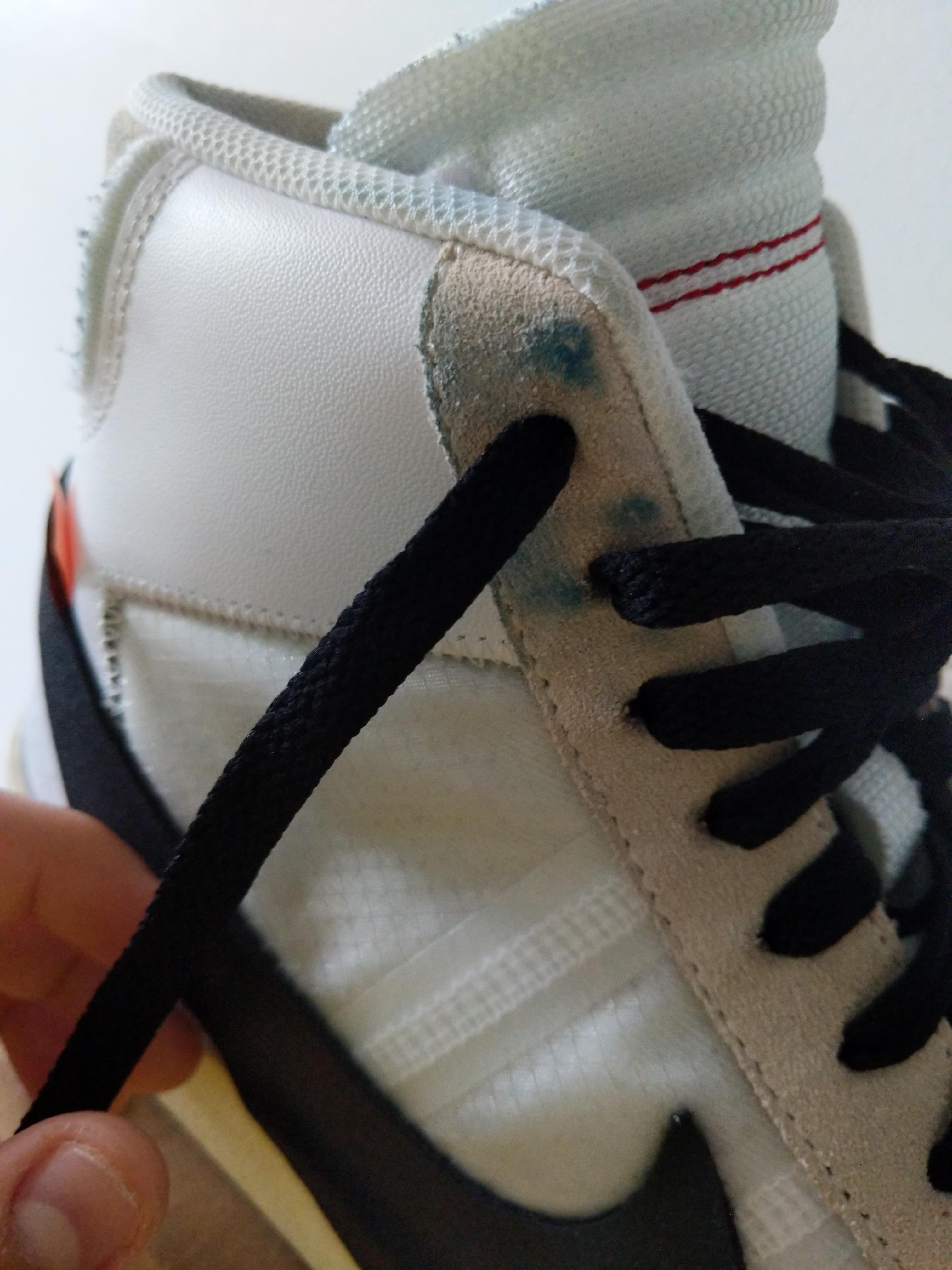 Any advice on how to clean denim marks like that? r/CleaningTips