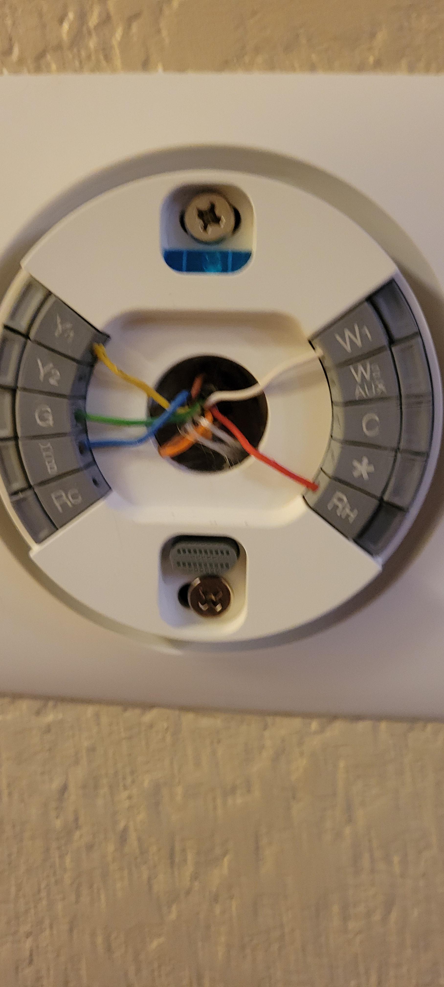 Ac turns on while trying to heat. Please help. r/Nest