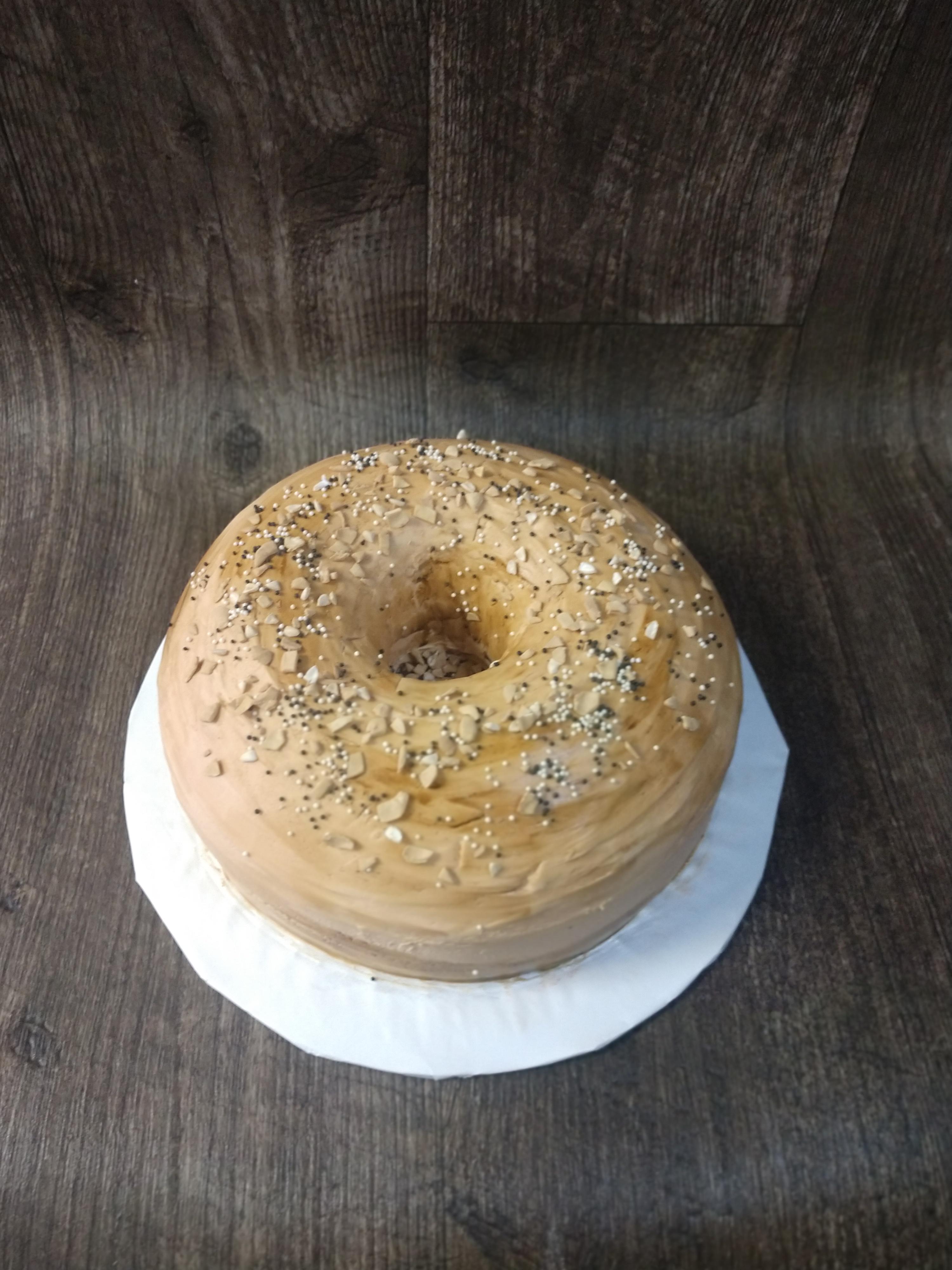 An everything bagel... CAKE! r/cakedecorating