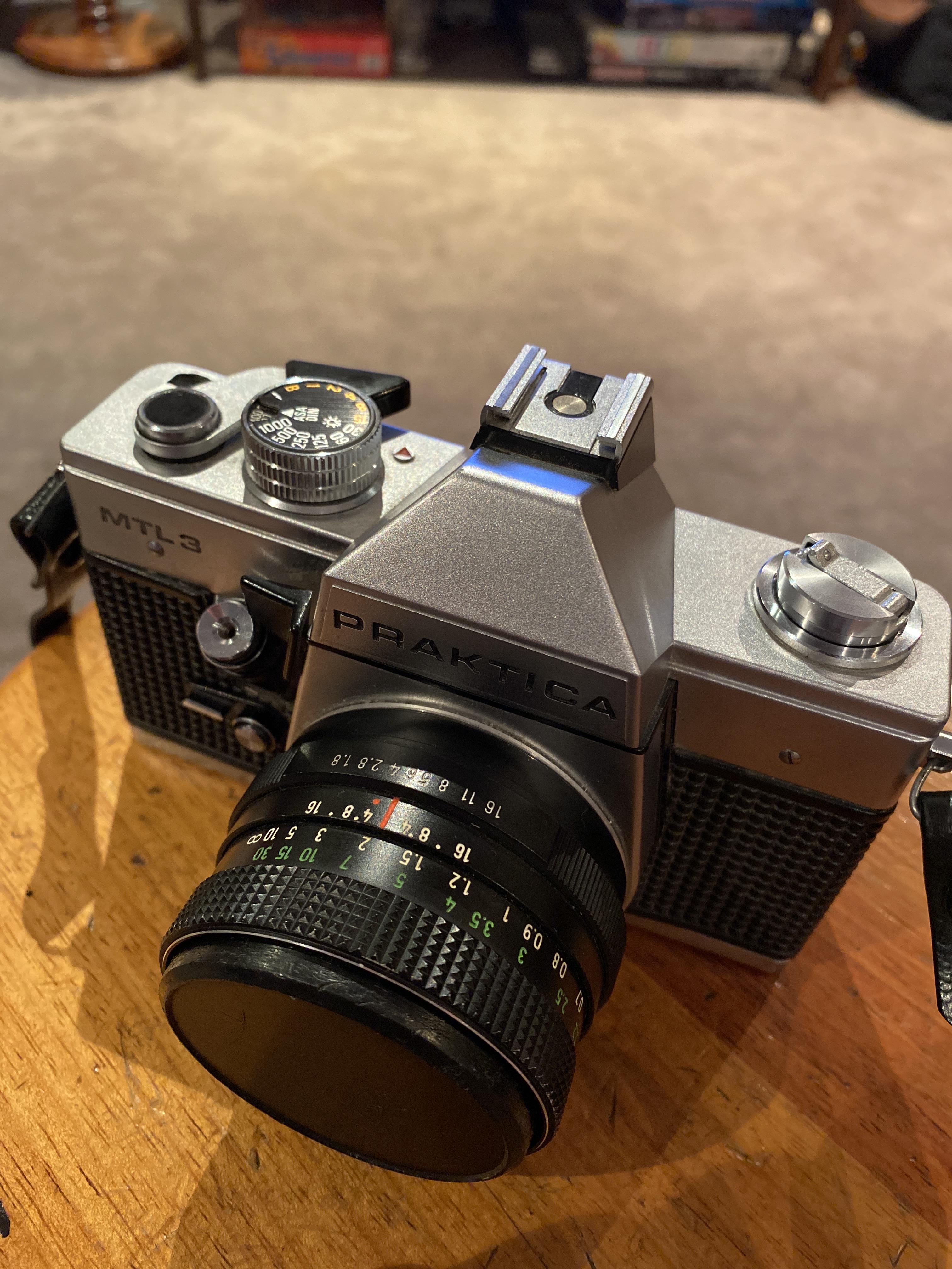 Stuck film advance lever? r/Praktica