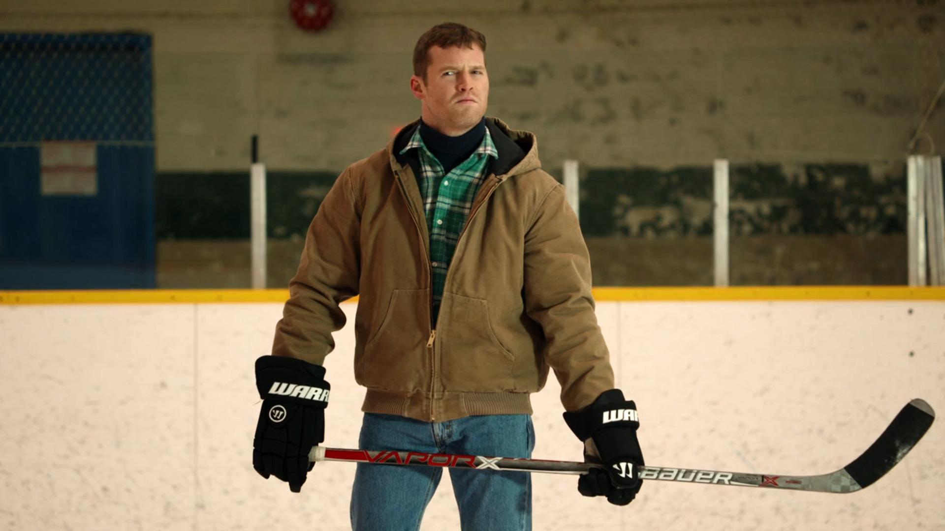 I love hockey and thought it was so funny when Wayne and Stewart were going back and forth about