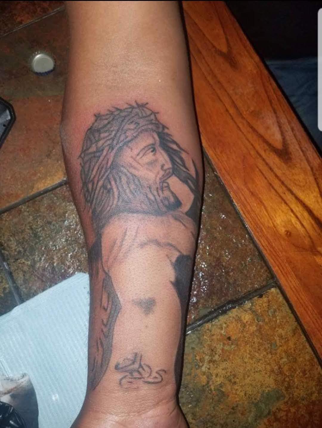 Jesus In A Compromising Position. : R/Badtattoos 1437_x_1080_jpg