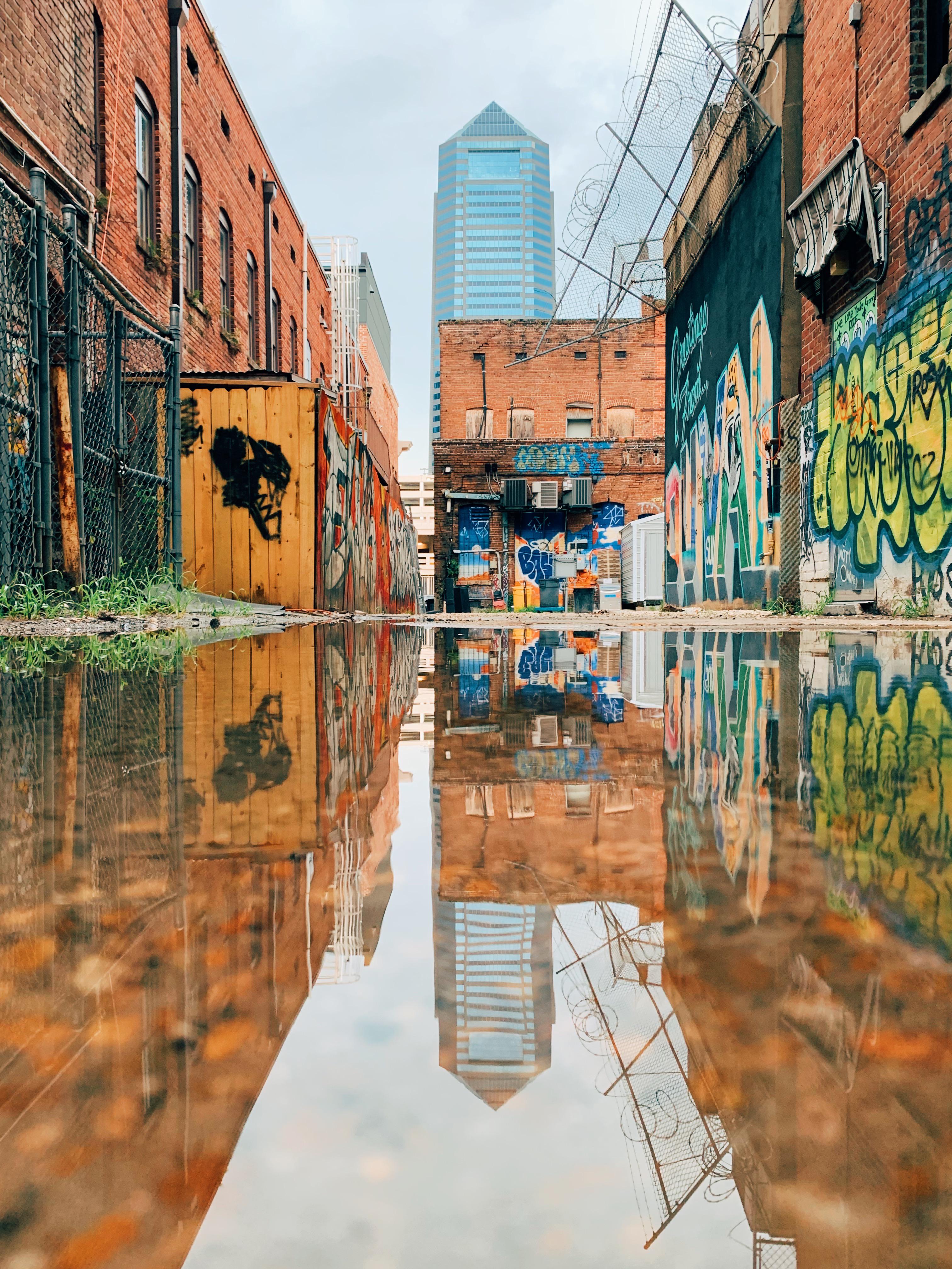 Alley in Downtown Jacksonville. r/jacksonville