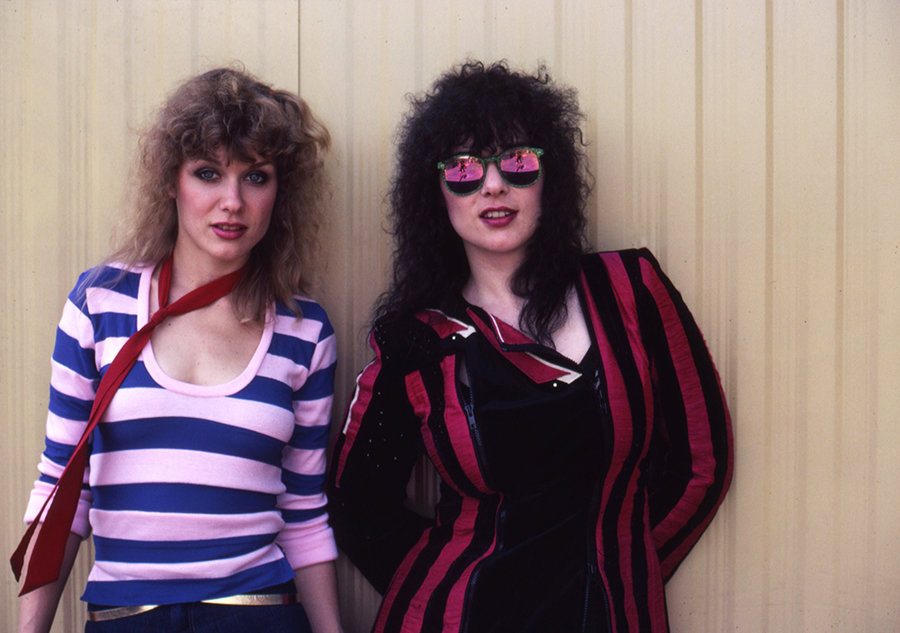 Sisters Ann Wilson and Nancy Wilson of the band "Heart", from July 1980
