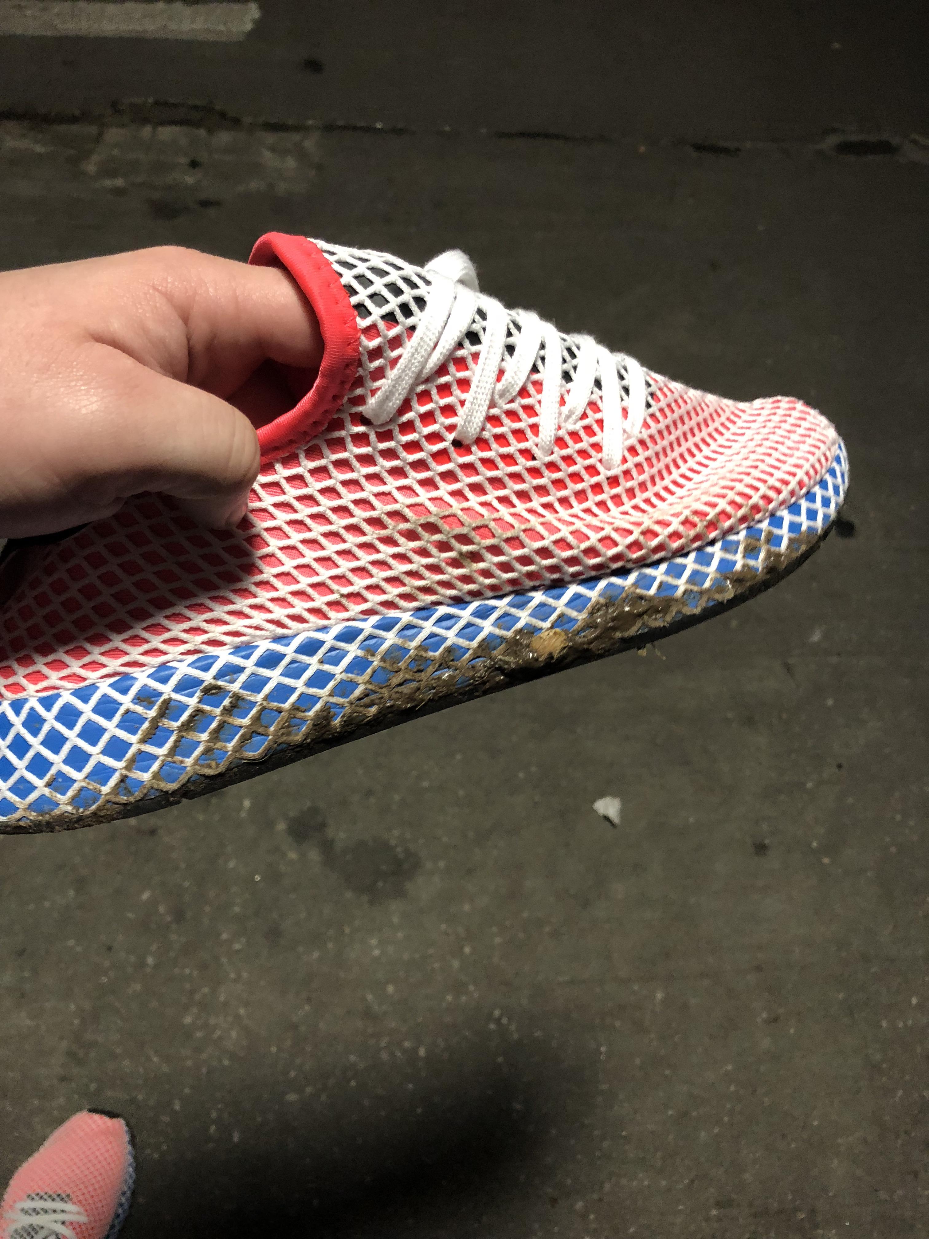 What’s the best way to clean fresh mud off of fresh new kicks? r/Sneakers