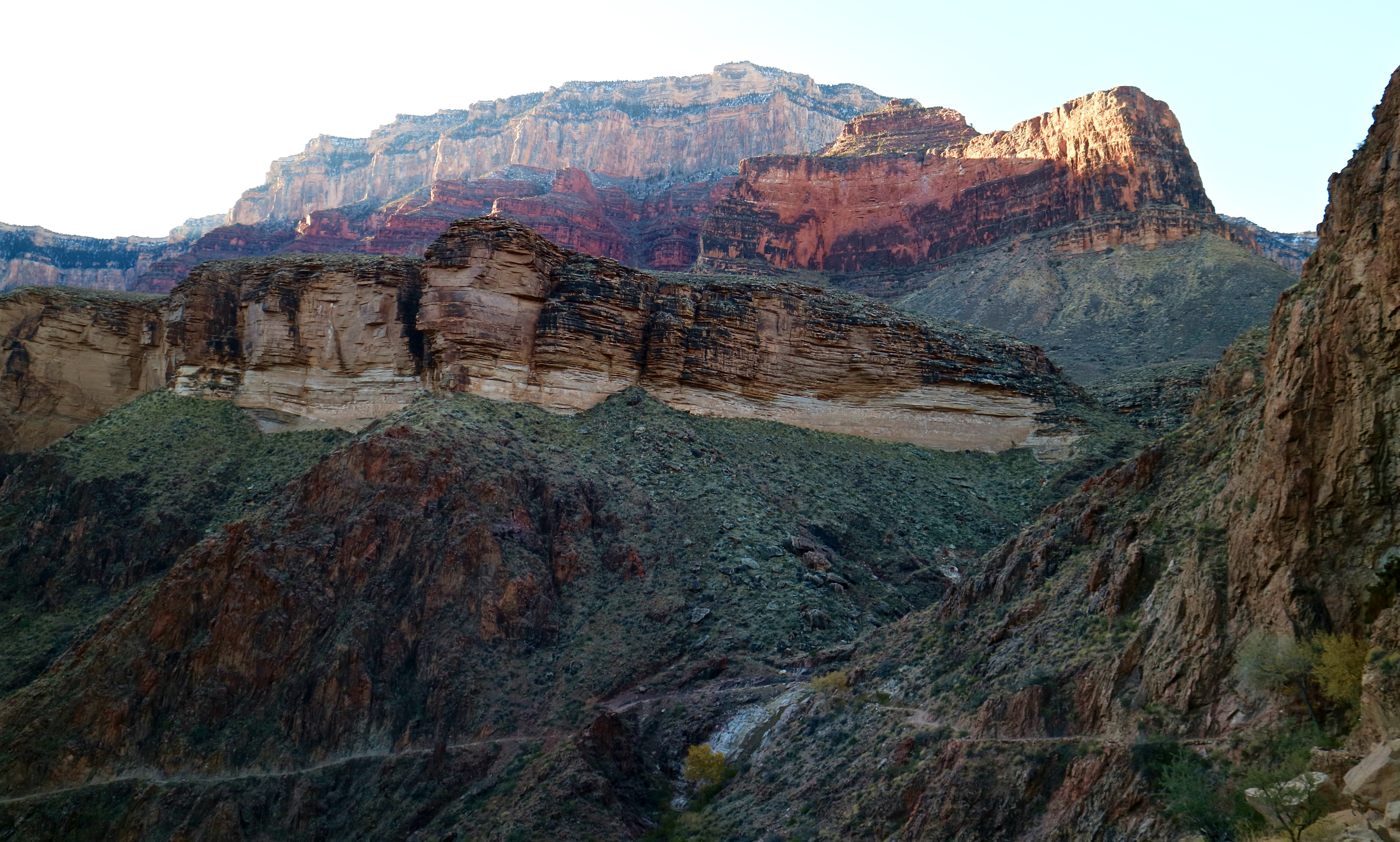 Above the Devil's Corkscrew trail, Grand Canyon, Arizona r/hiking