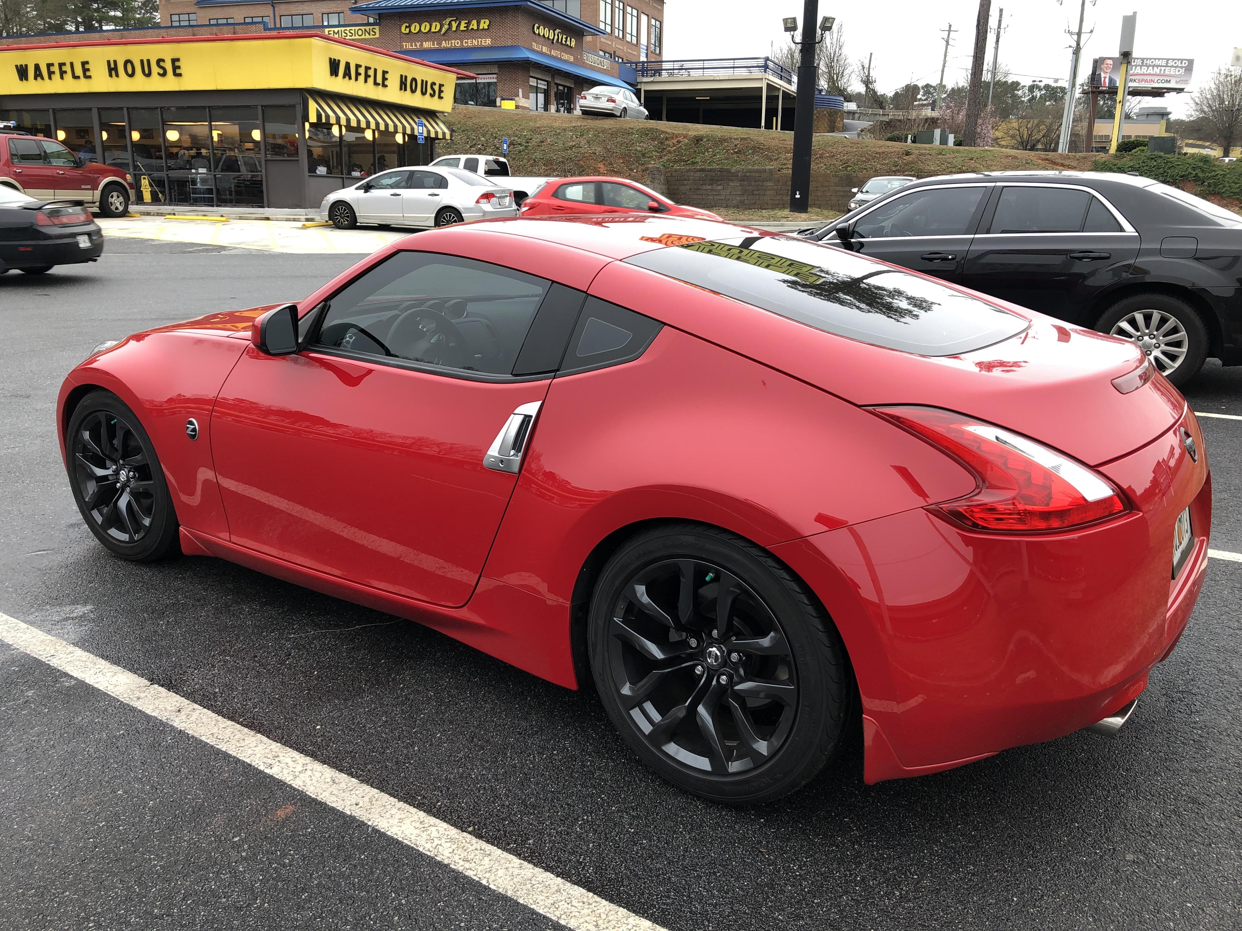 15mm spacers front and rear. Love the new footprint r/370z