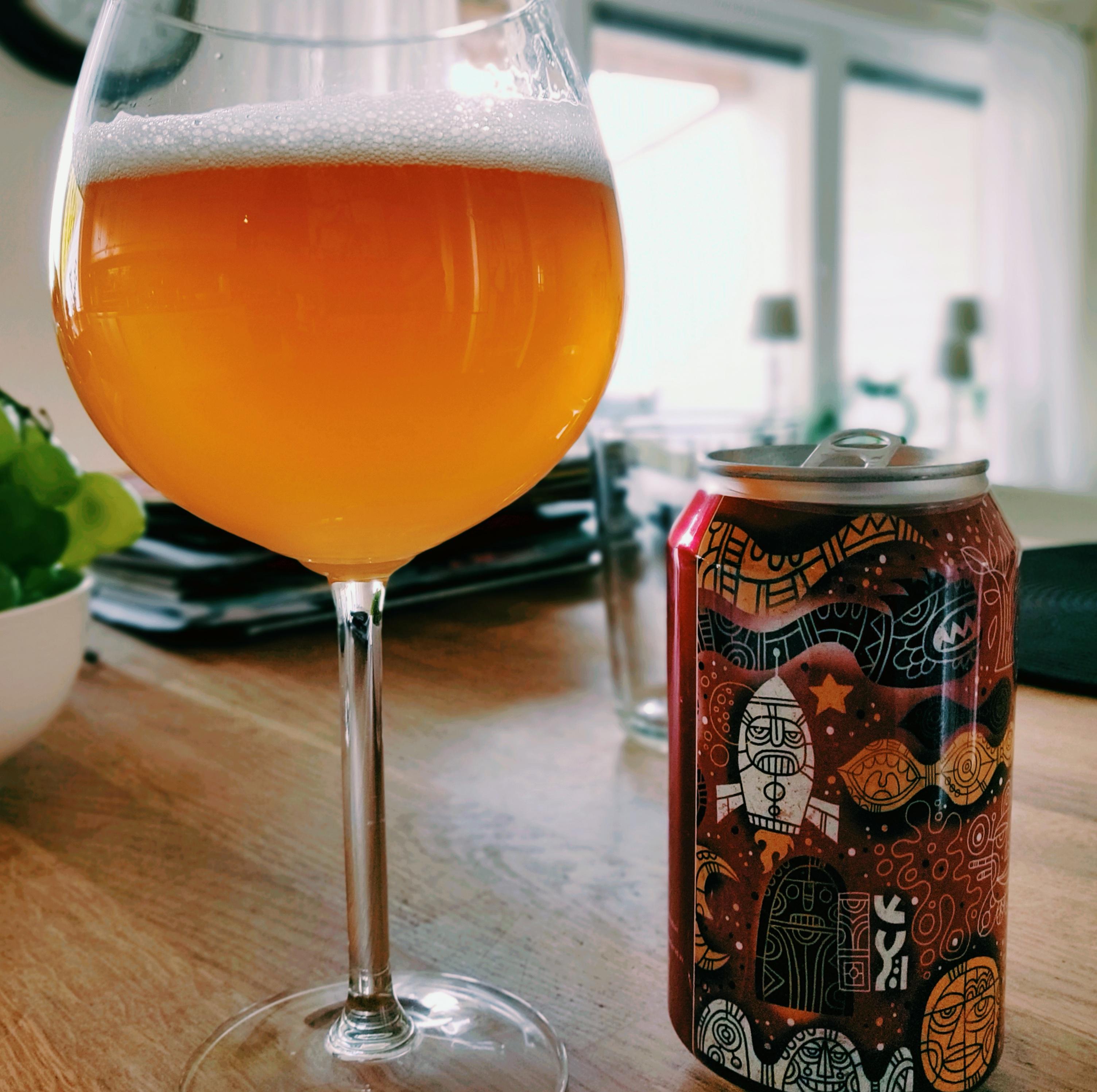 Radio the Mothership, double det Hopper imerial IPA. Brewed by