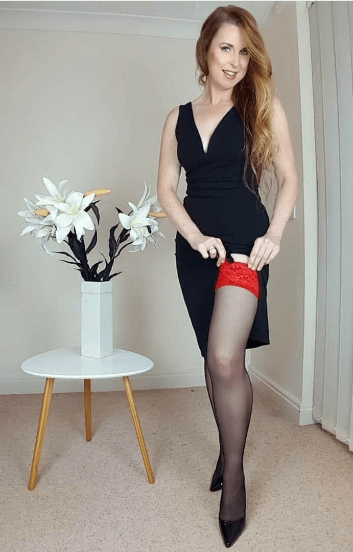 Sharon Janney : celebheels