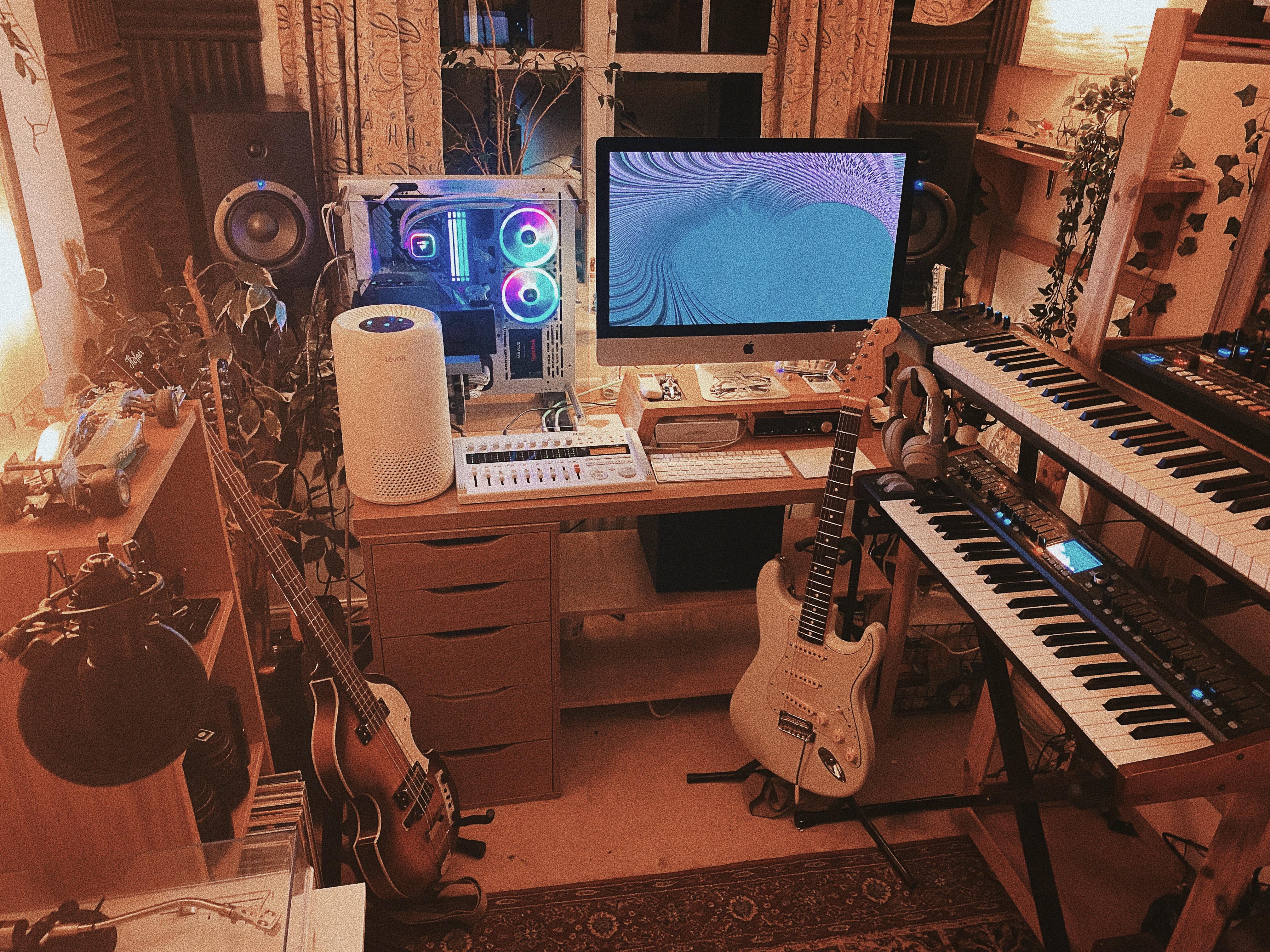 music studio / editing suite home office r/setups