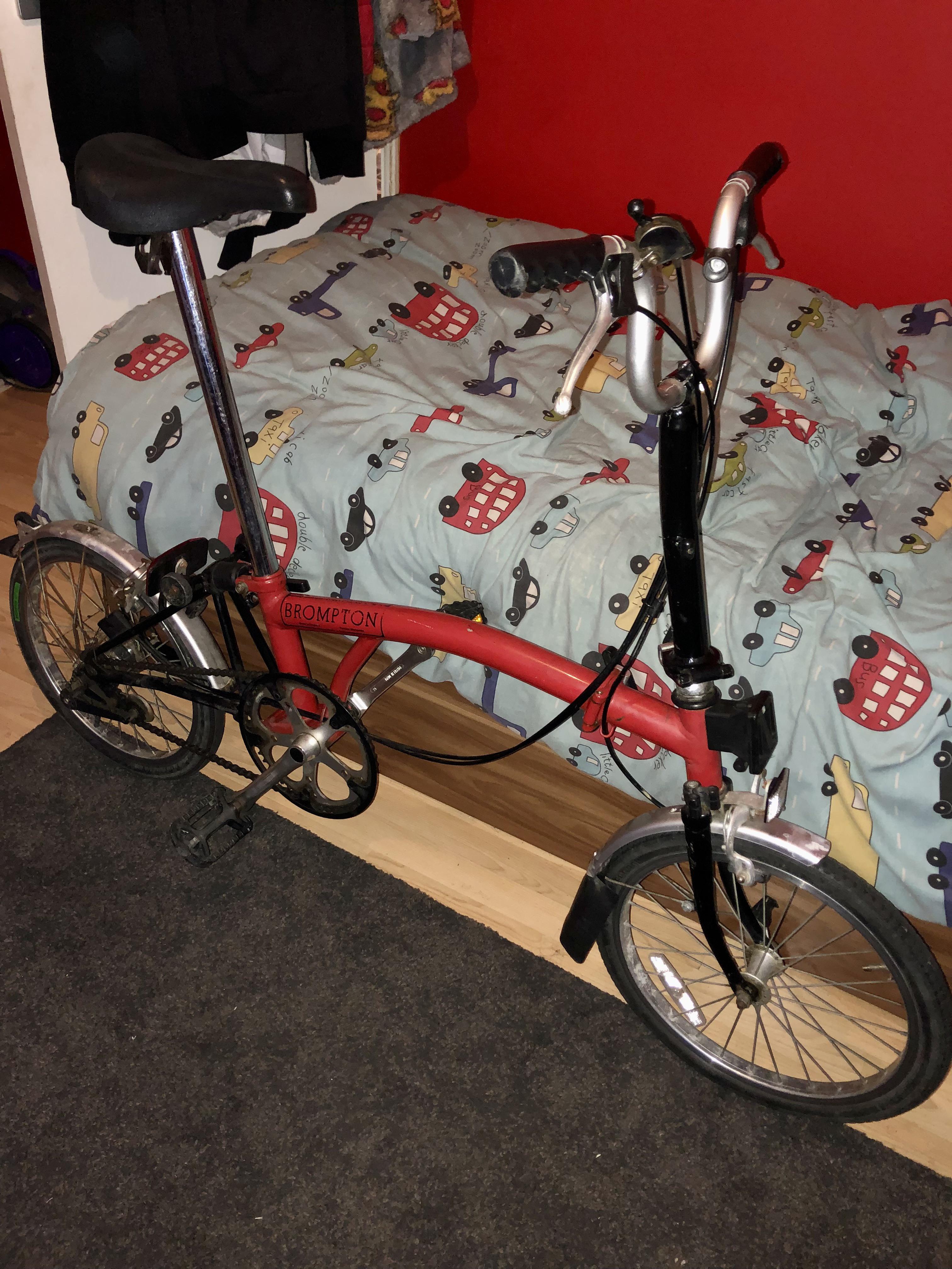 First ever Brompton 3 speed, it's an old Brompton from the 90's and the