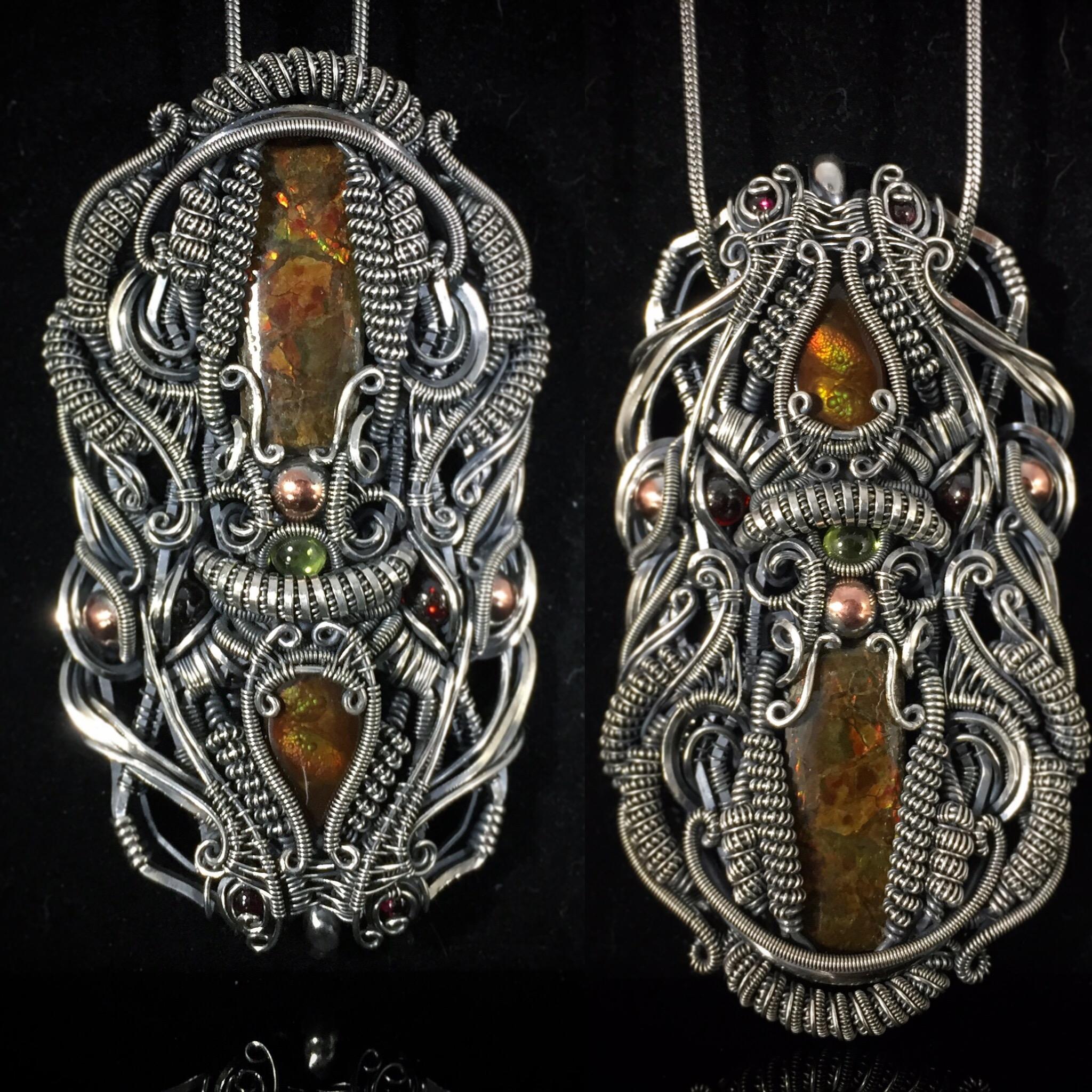 Collaboration with Seth Moreno from a while back. Holds an ammolite, a