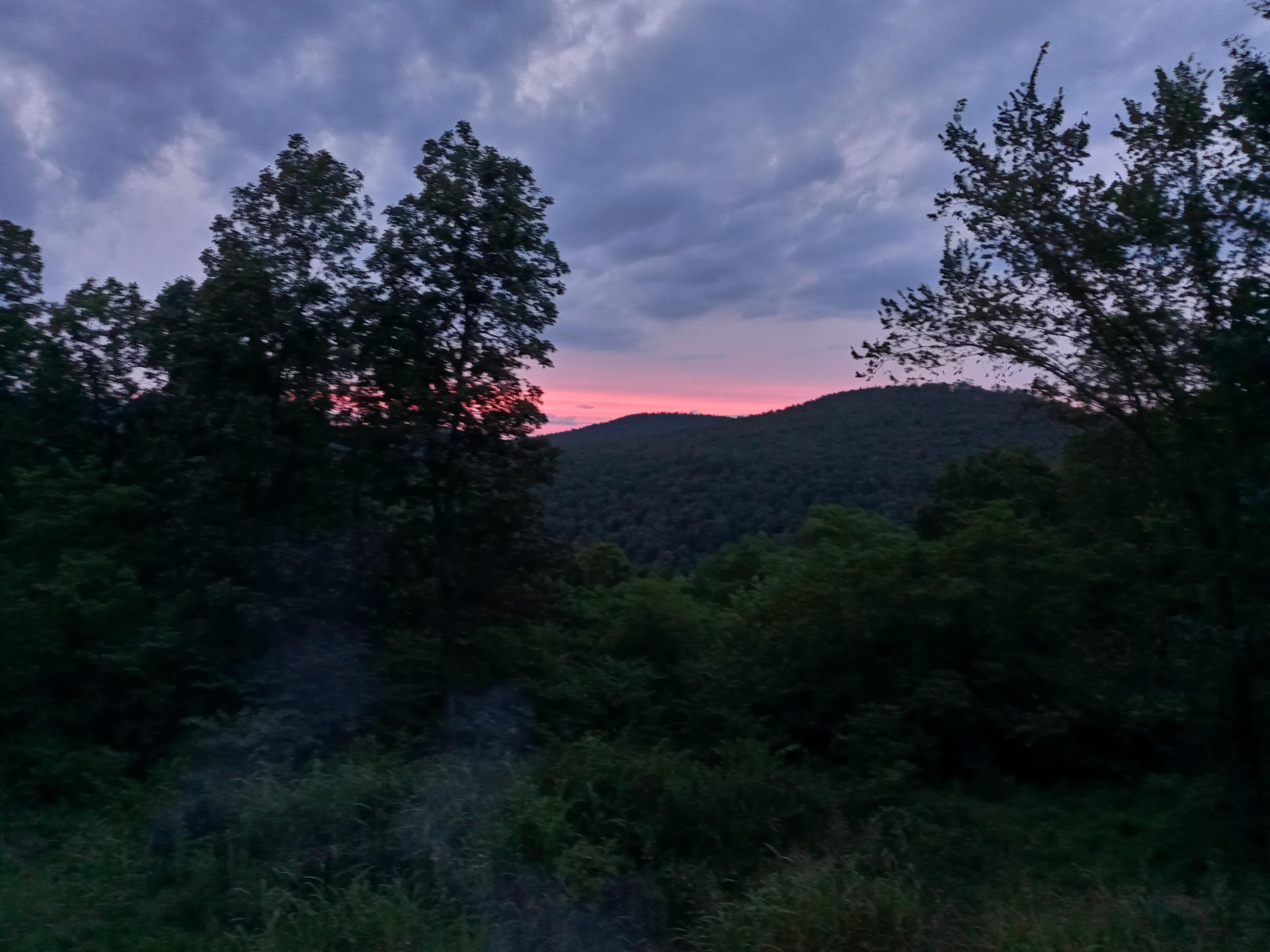 ITAP of the sunset in Fox, Arkansas. r/itookapicture