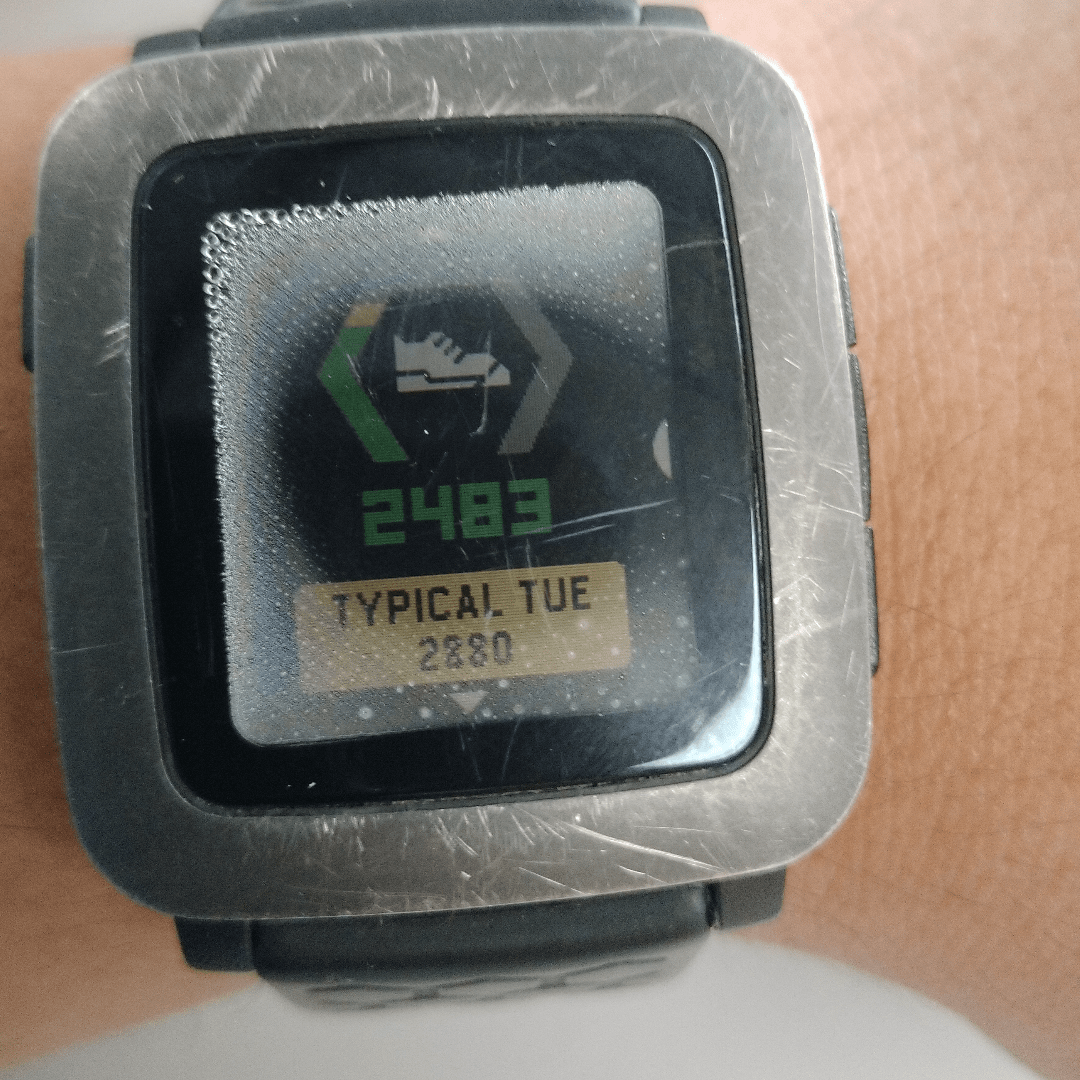 Anyone know how to fix the condensation in my watch? r/smartwatch