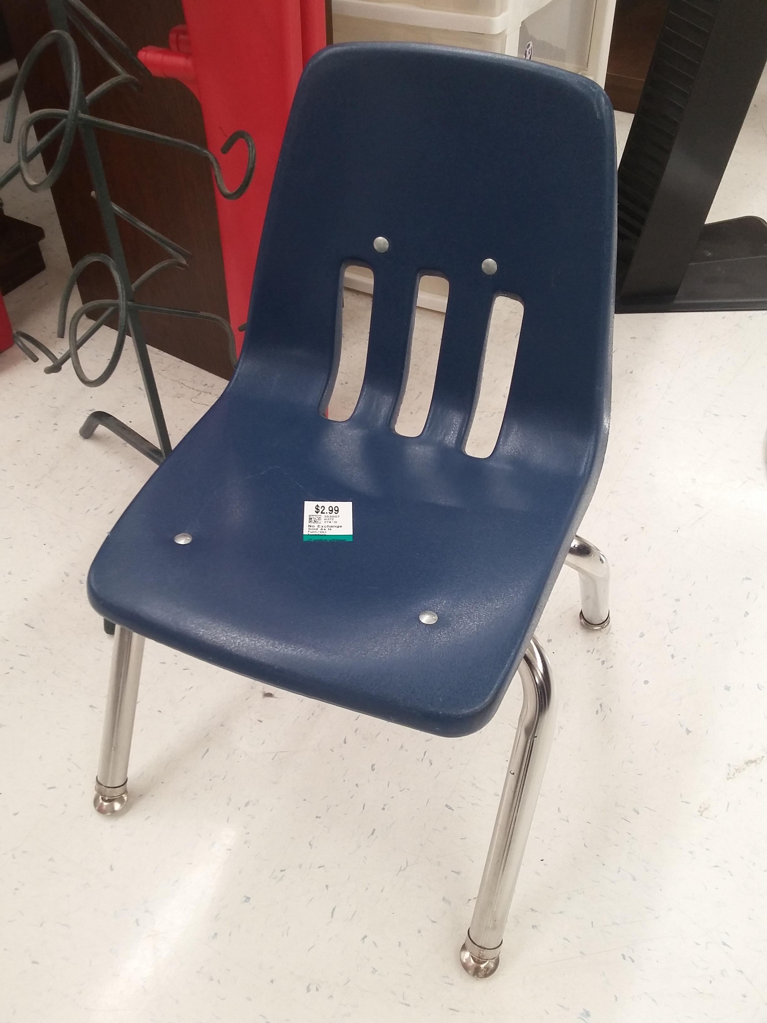 Elementary school nostalgia for 2.99 CAD. Did anyone else sit in these