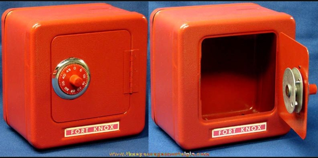 Fort Knox metal toy safe 1960s/1970s r/nostalgia