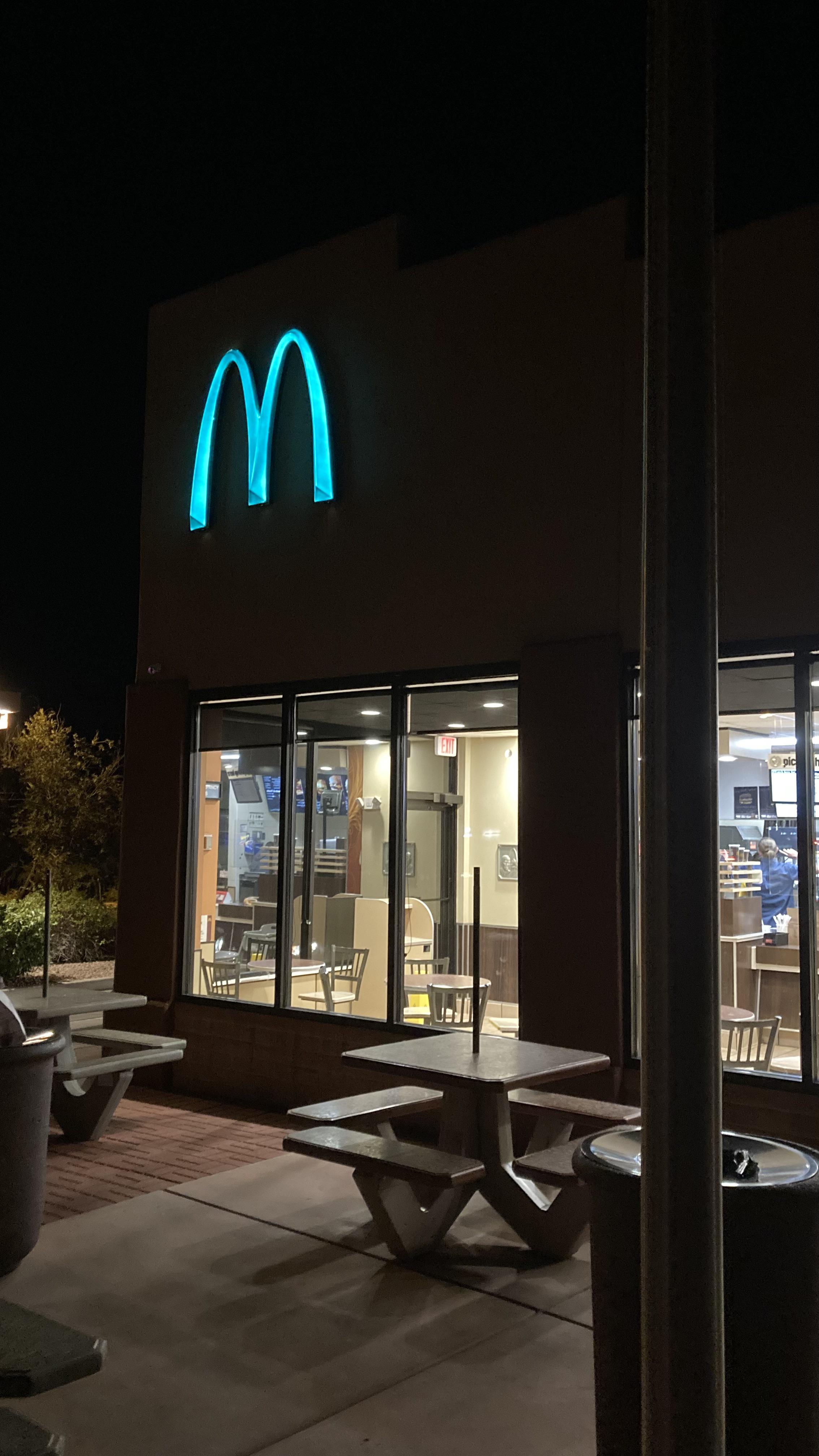 I went to the blue McDonald’s in Arizona r/teenagers