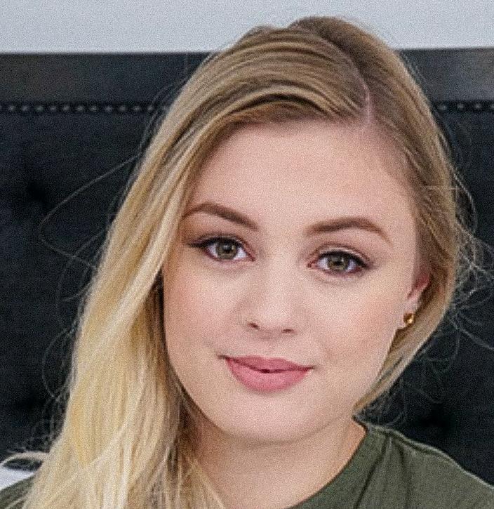 Amber Moore : real_18_19_porn_girls