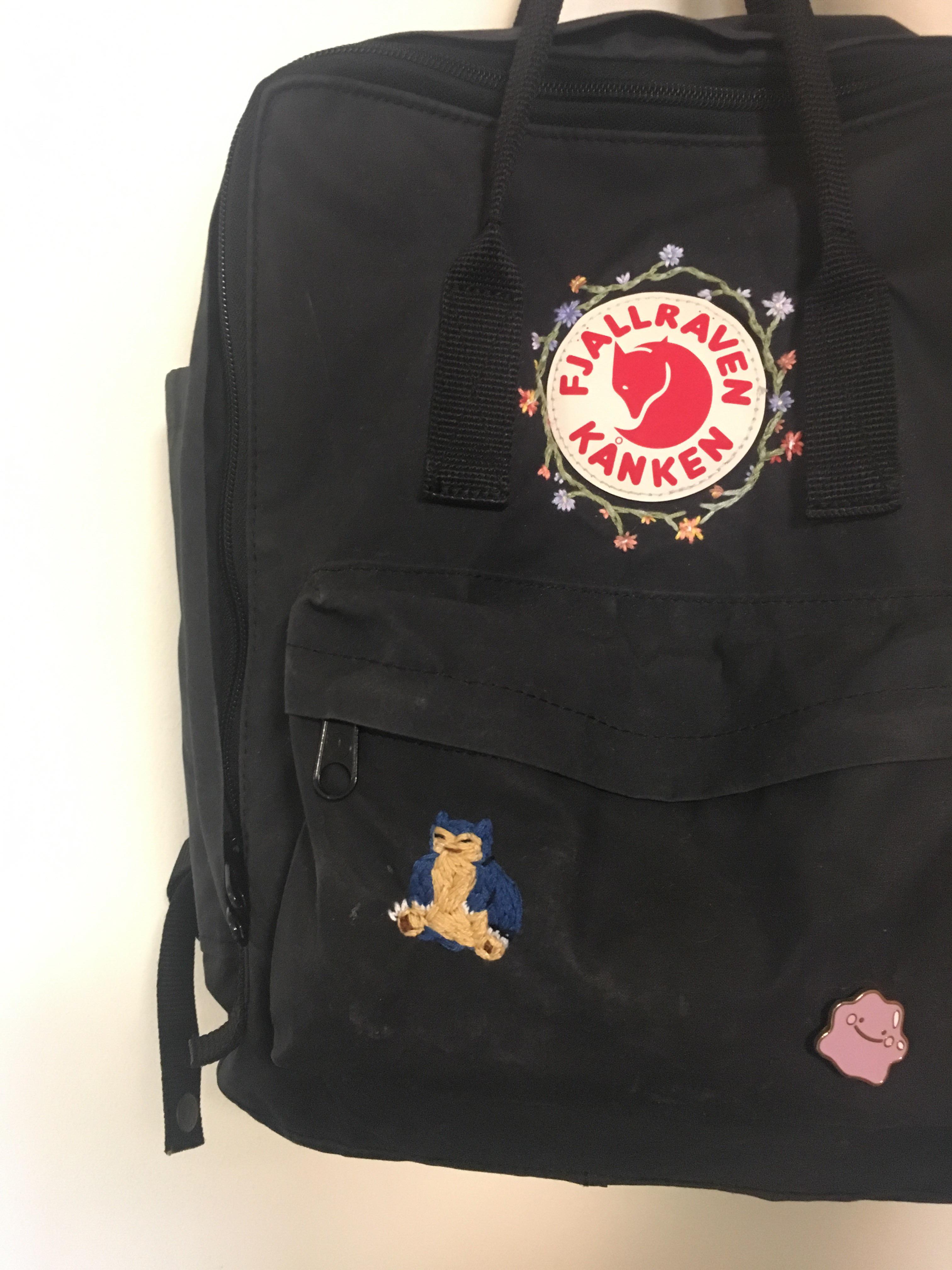 My embroidered kanken featuring snorlax! r/Embroidery