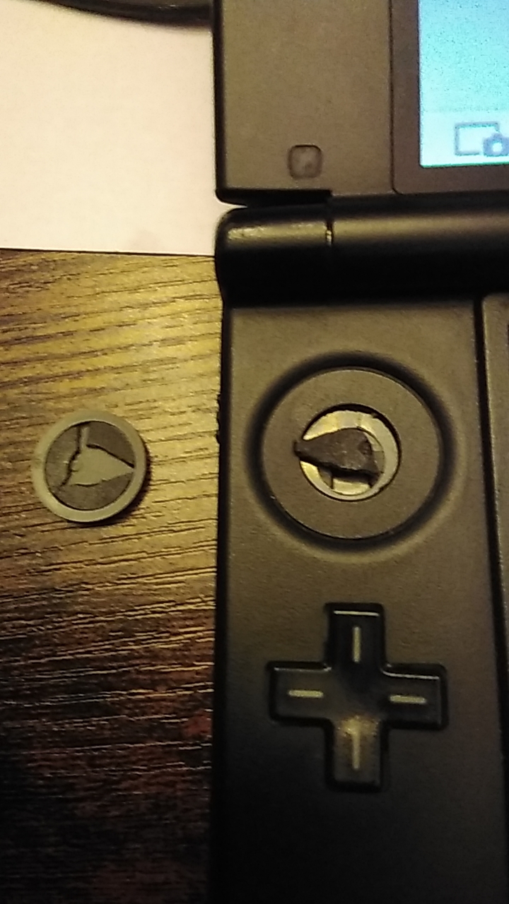 My control pad fell off is there anyway I can fix it r/3DS