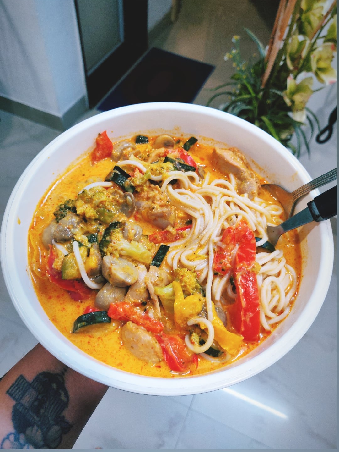 Chicken Thai curry with soba noodles r/HealthyFood