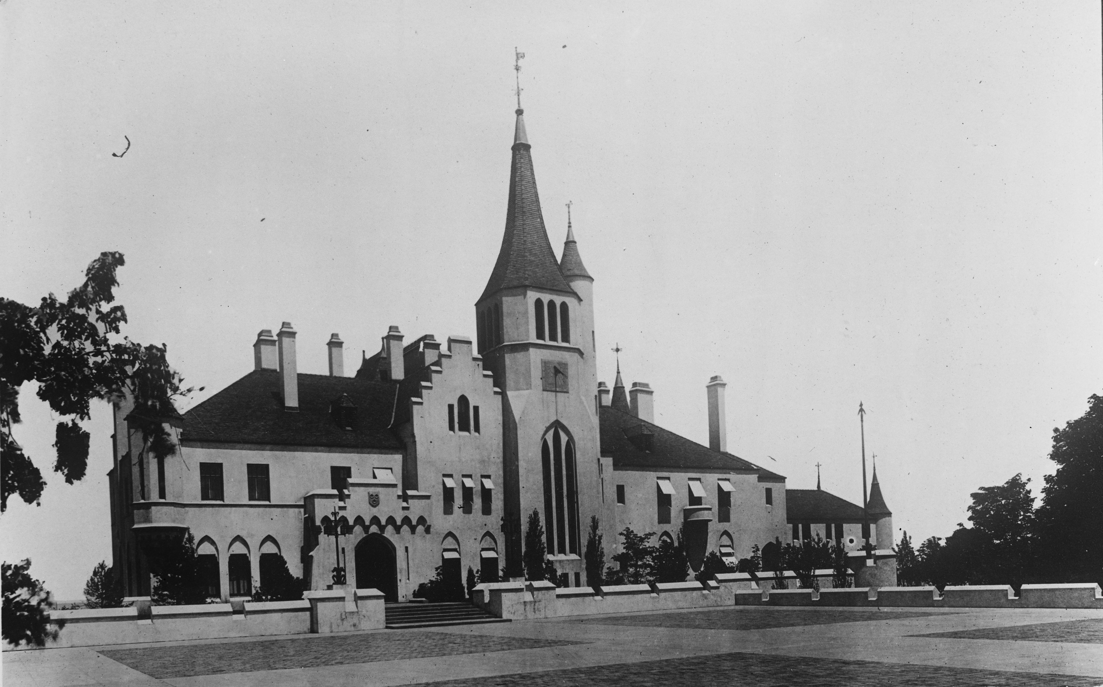 Beacon Towers, Sands Point, NY. Home to Alva Belmont and William