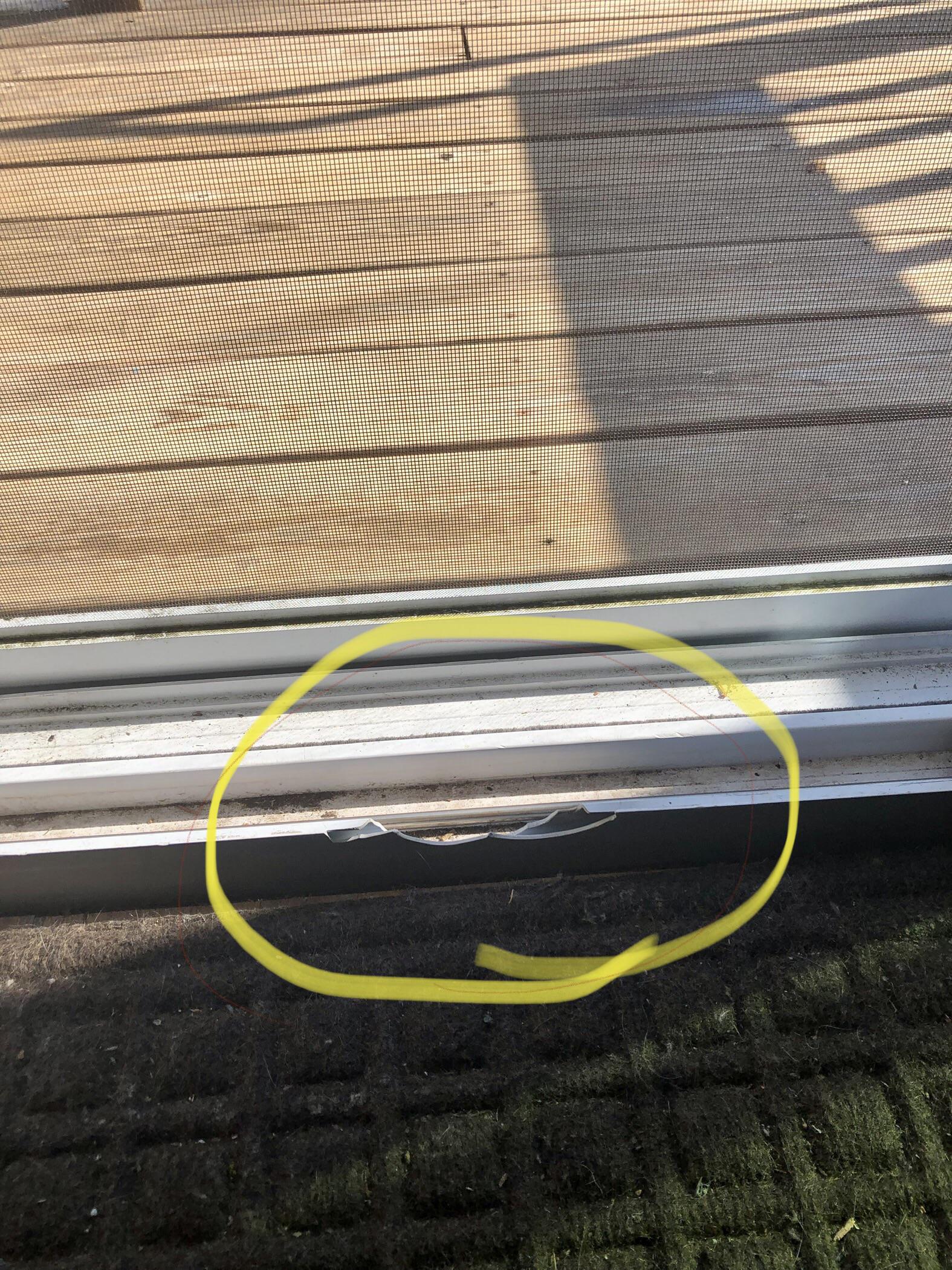 Can Anyone Help PVC slider door crack r/lifehacks