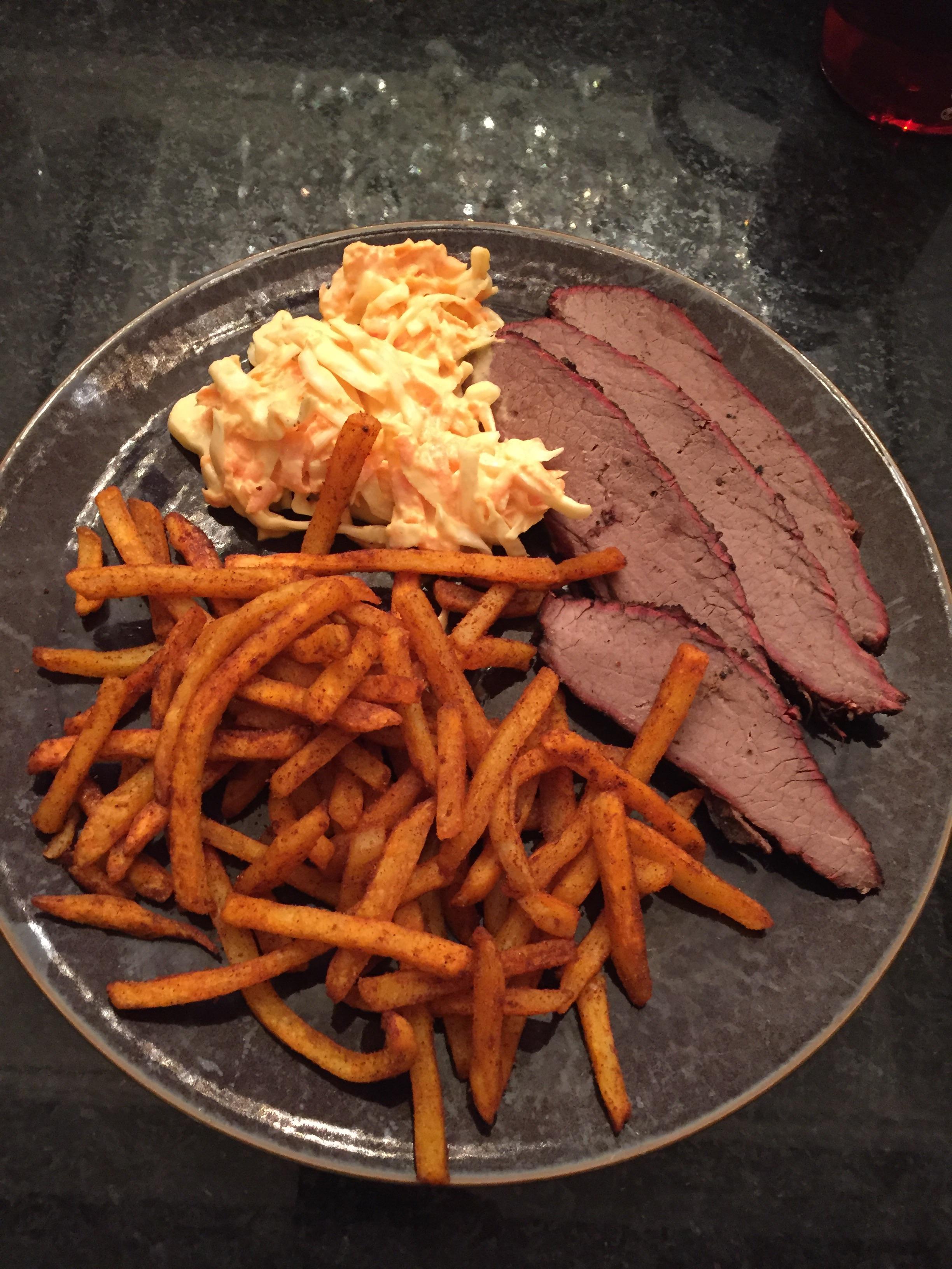 [Homemade] Smoked Beef Brisket, Slaw & BBQ Fries r/food