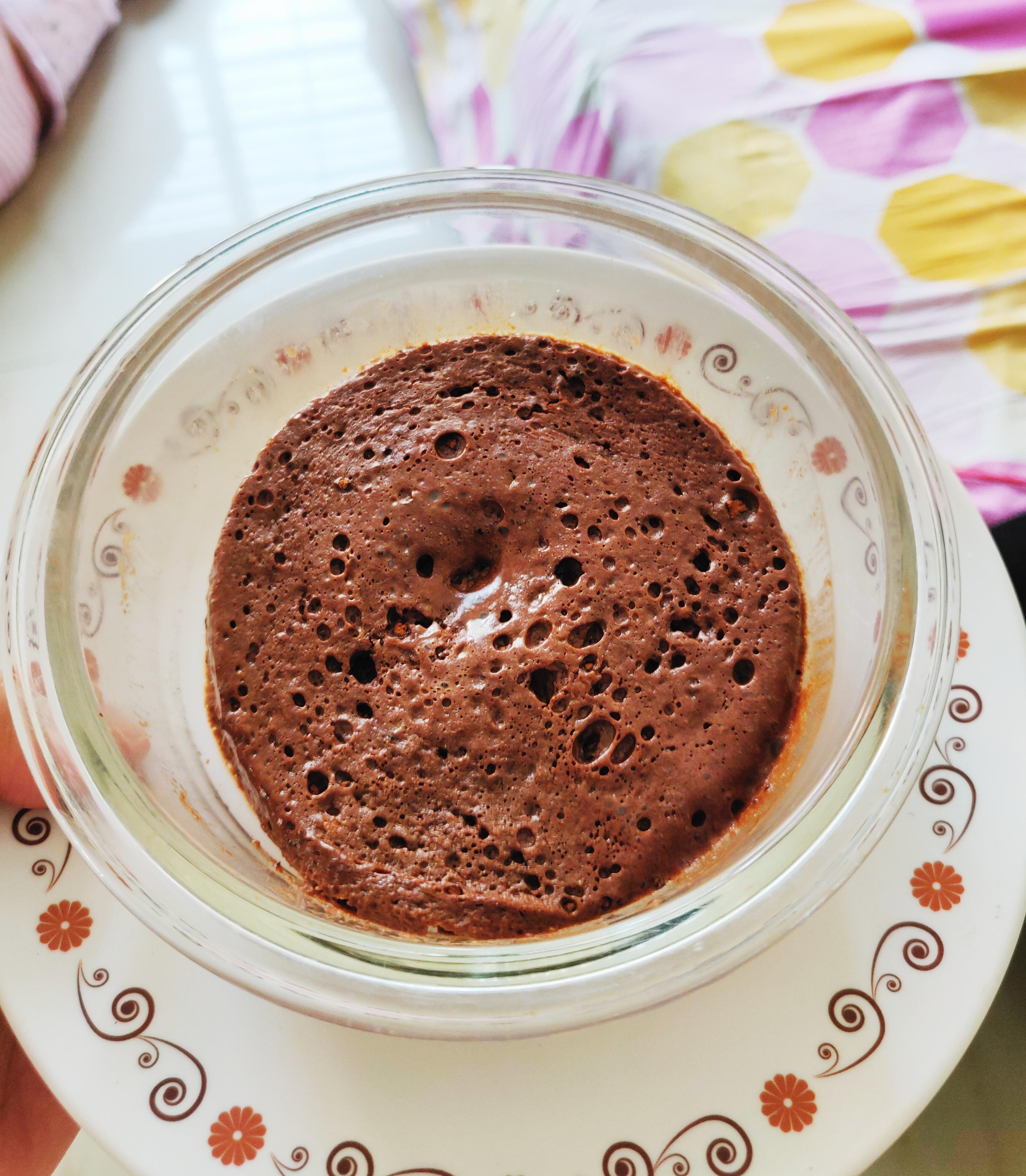 Whey protein chocolate cake 159 cal and so yummy! Recipe in comments 1500isplenty