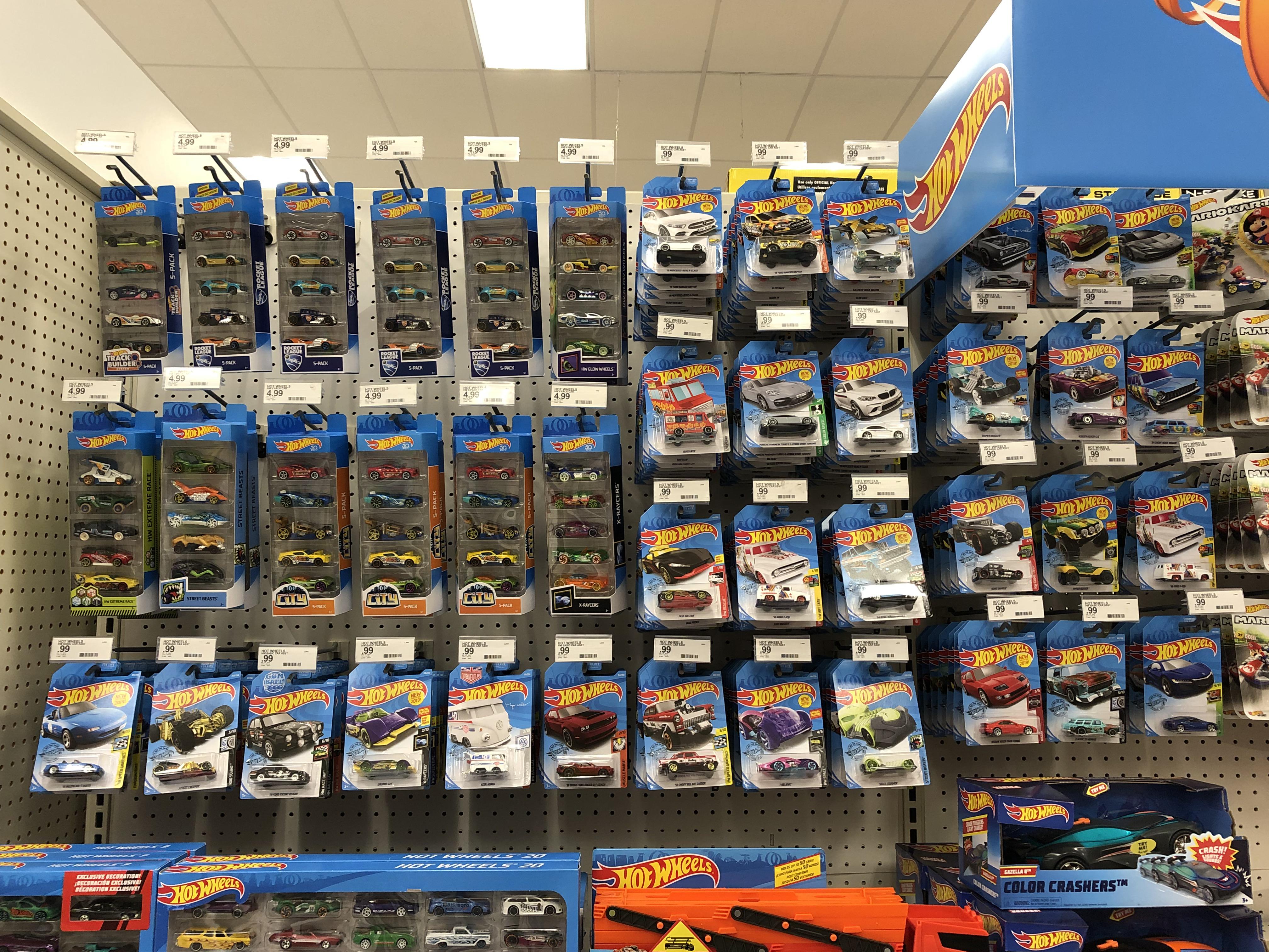 New Hot Wheels setup at Target. r/HotWheels