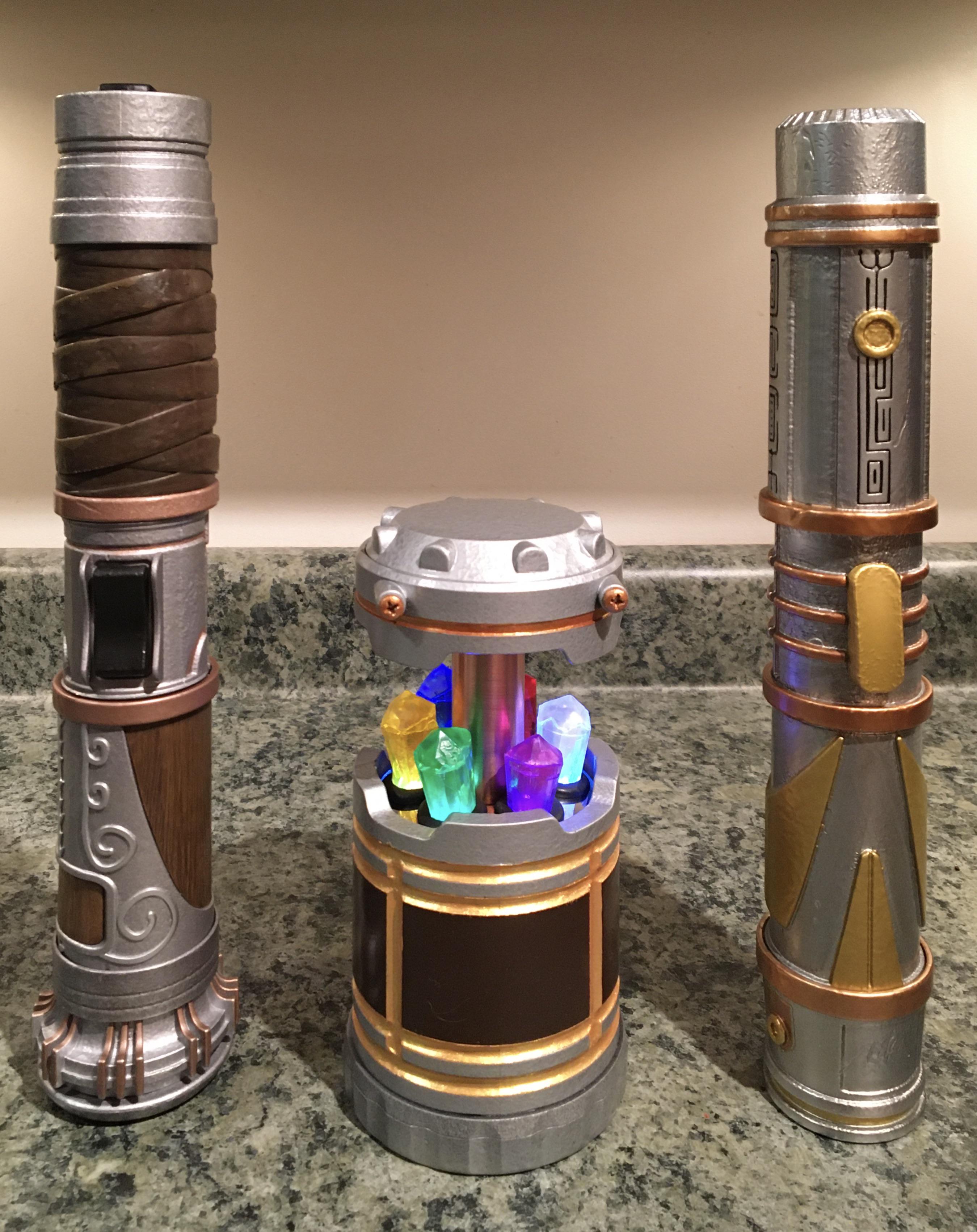 My wife and I got our Kyber Crystal Storage Unit from u/YogiBear06 today! He did an incredible