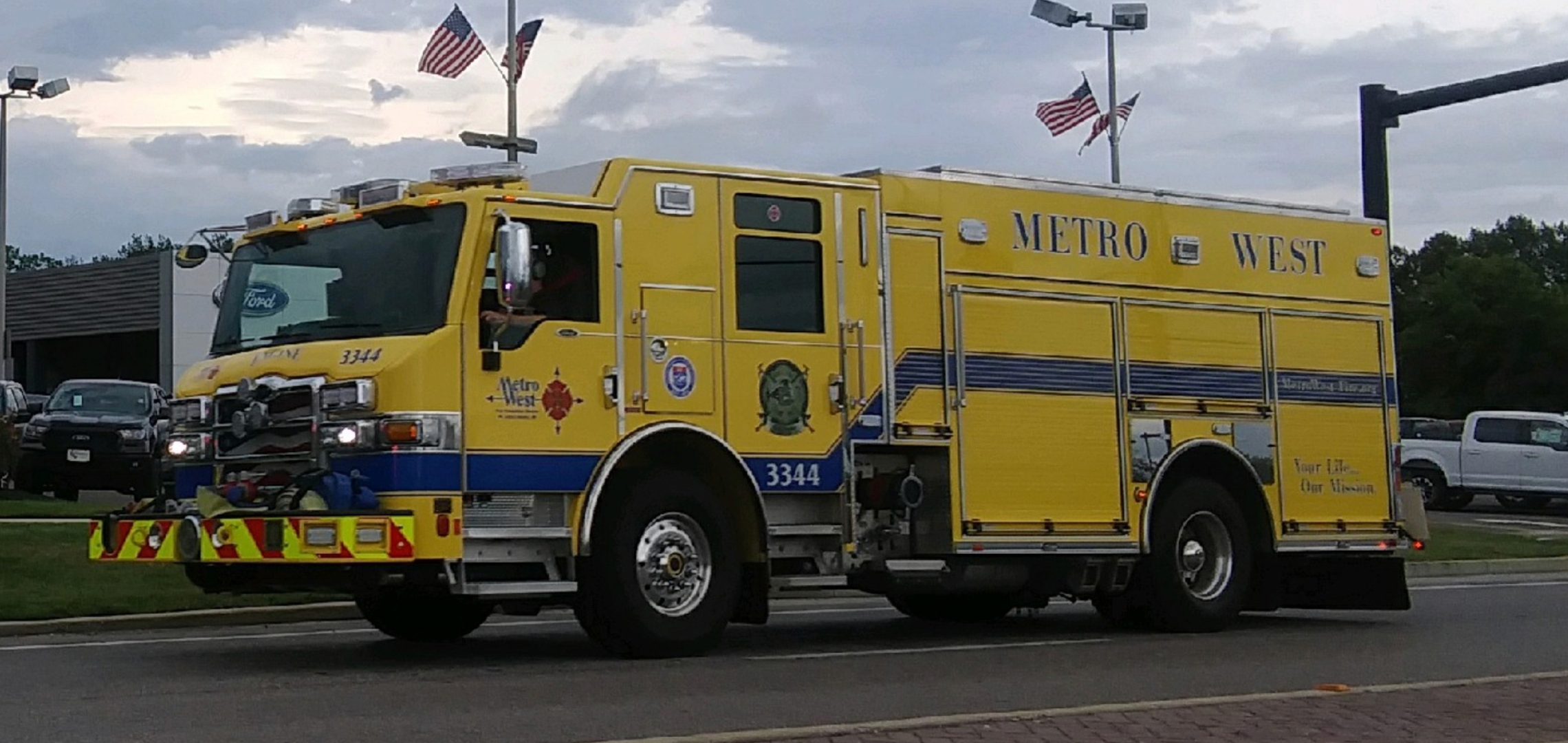 Metro West Fire Protection District pumper seen in Ellisville, Missouri