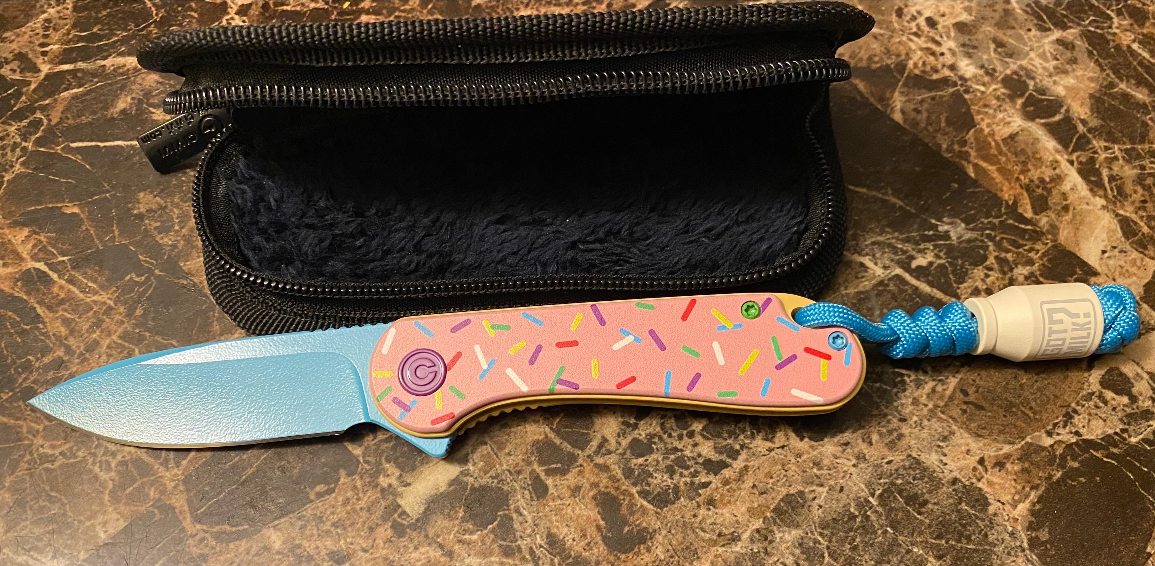 Normally don’t care for lanyards but it just works, Civivi Elementum