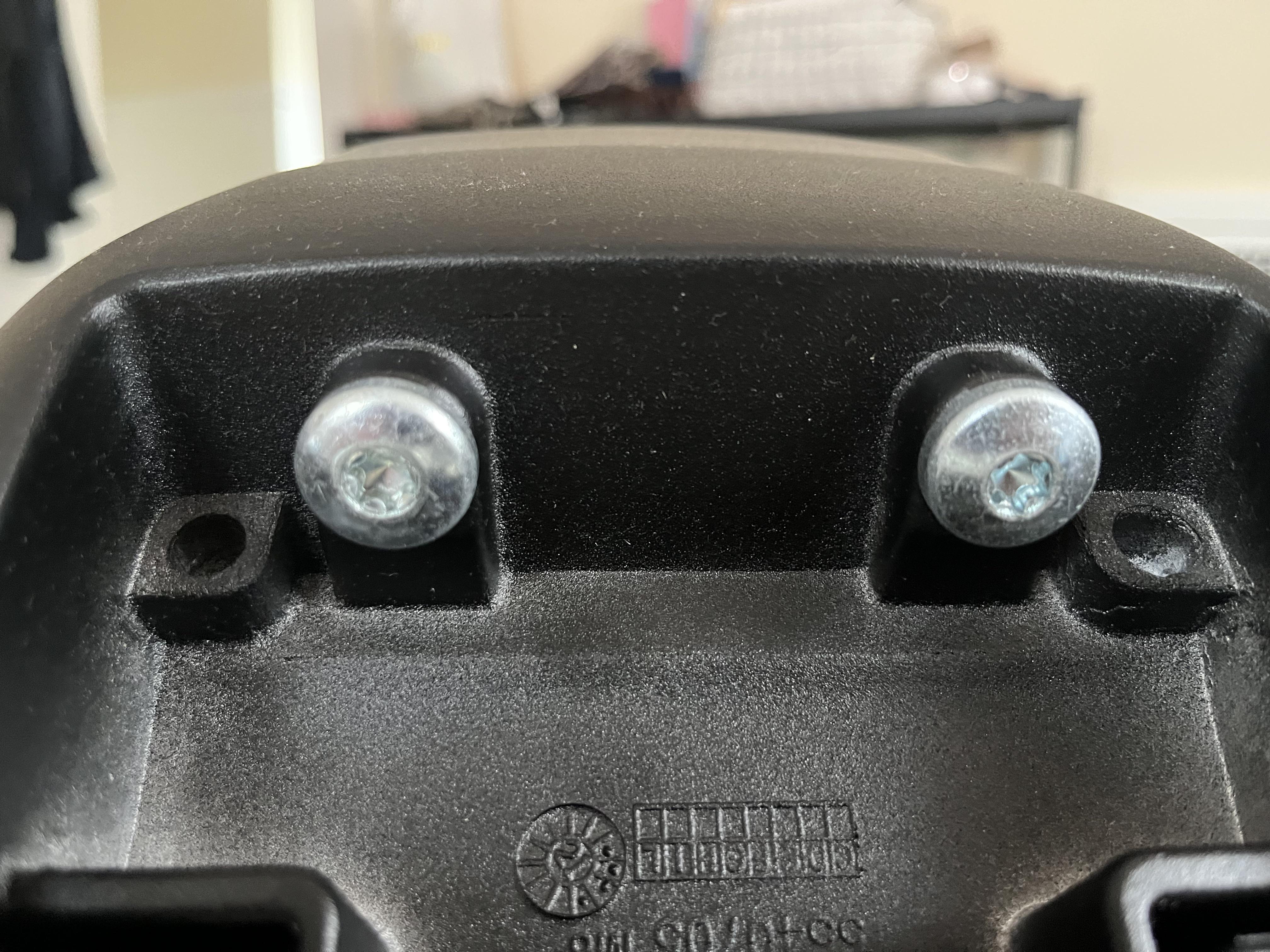 Help with disassembly of Haworth Fern office chair r/fixit