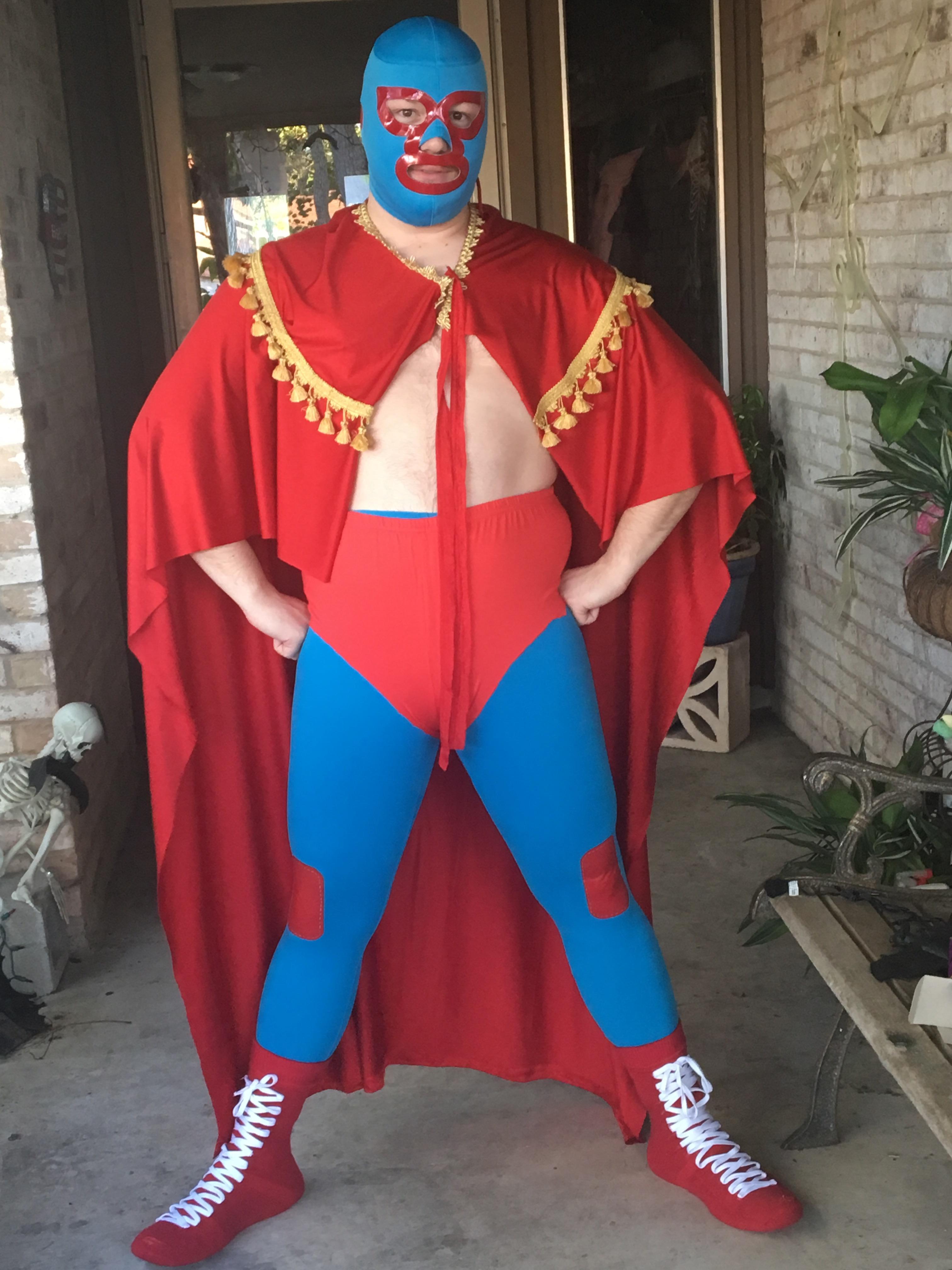 [self] My girlfriend and I put together a Nacho Libre costume! Had a
