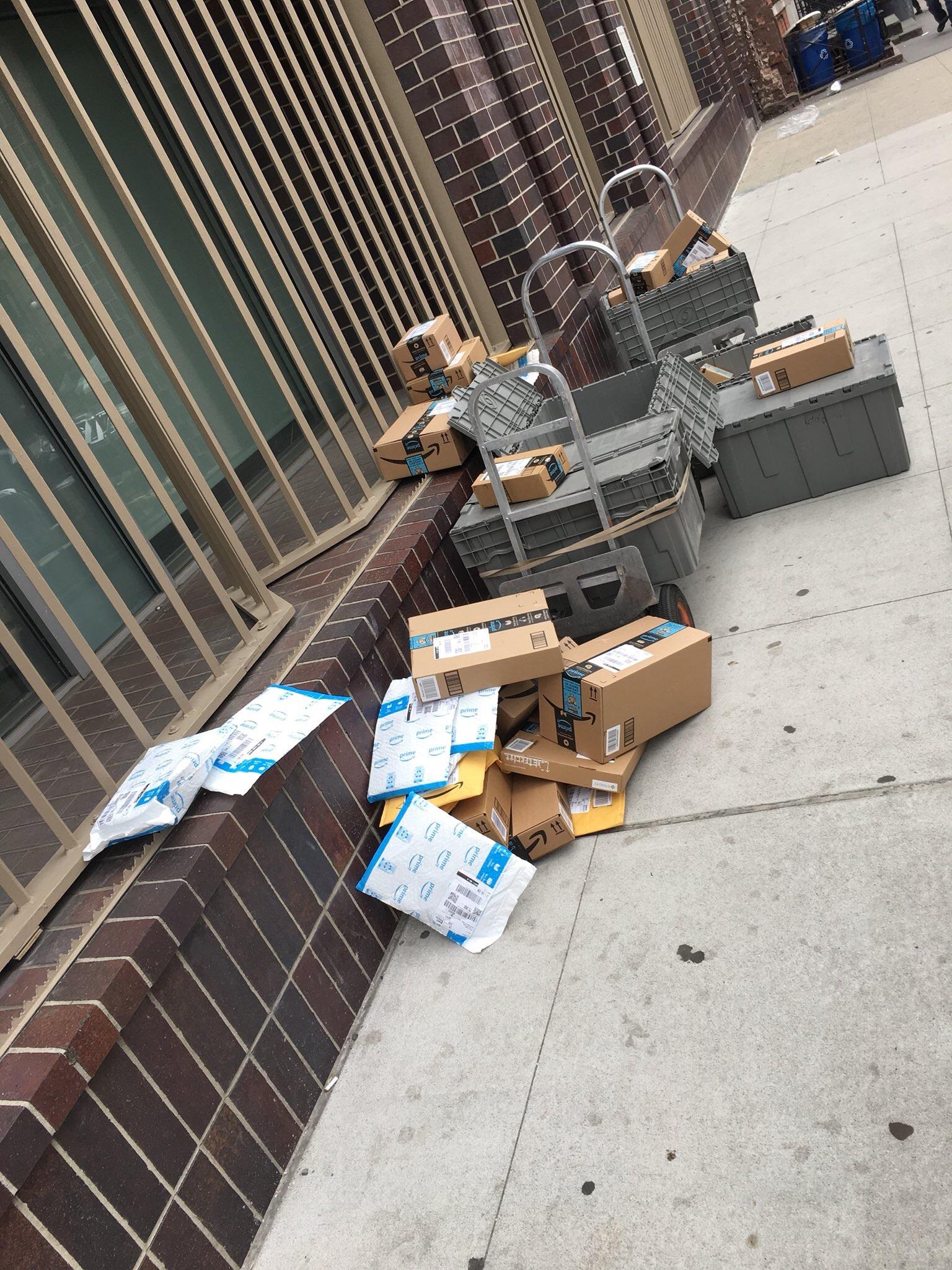 Abandoned pile of undelivered Amazon packages in lower Manhattan r/pics