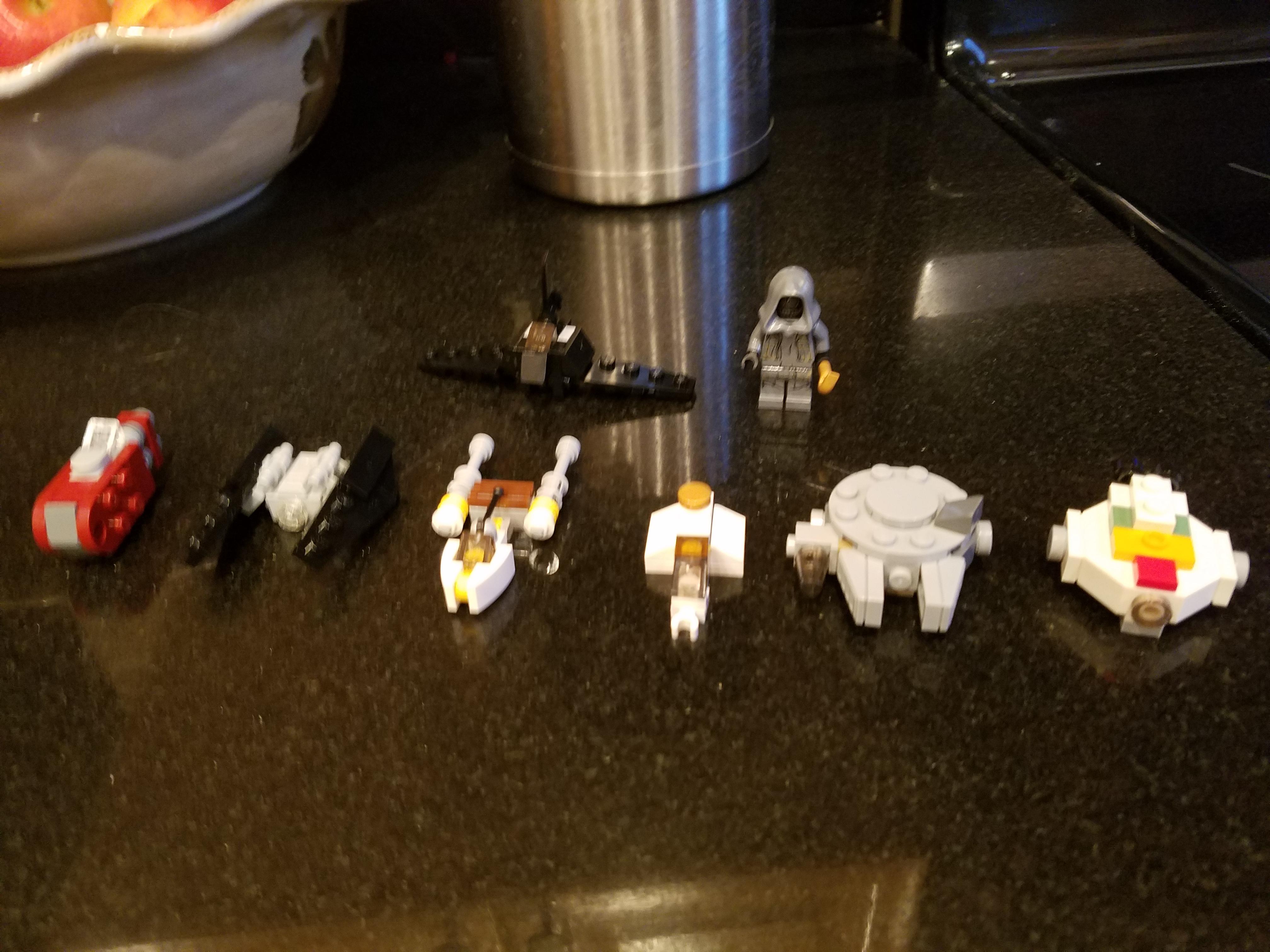 Anyone else loving the mini Lego Star Wars ship builds? lego