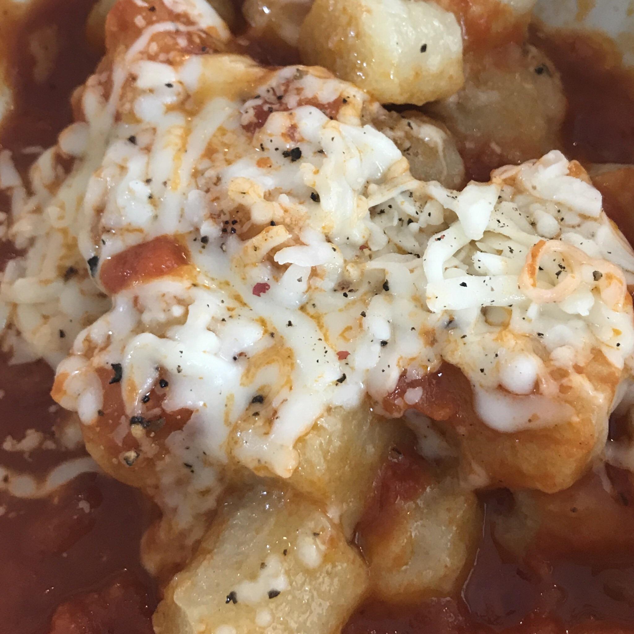 Y’alllll the TJ’s cauliflower gnocchi is the real deal; 466 calories