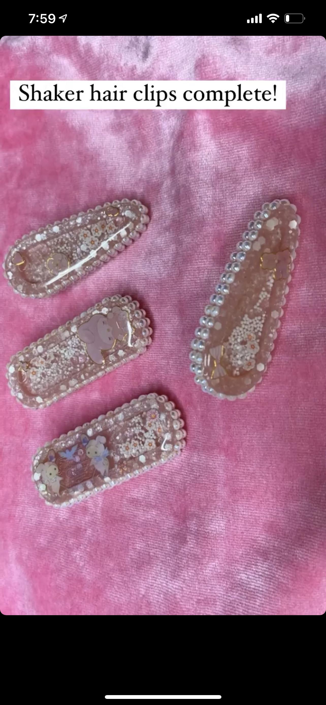 These are some resin shaker hair clips I made. Took a lot of time and