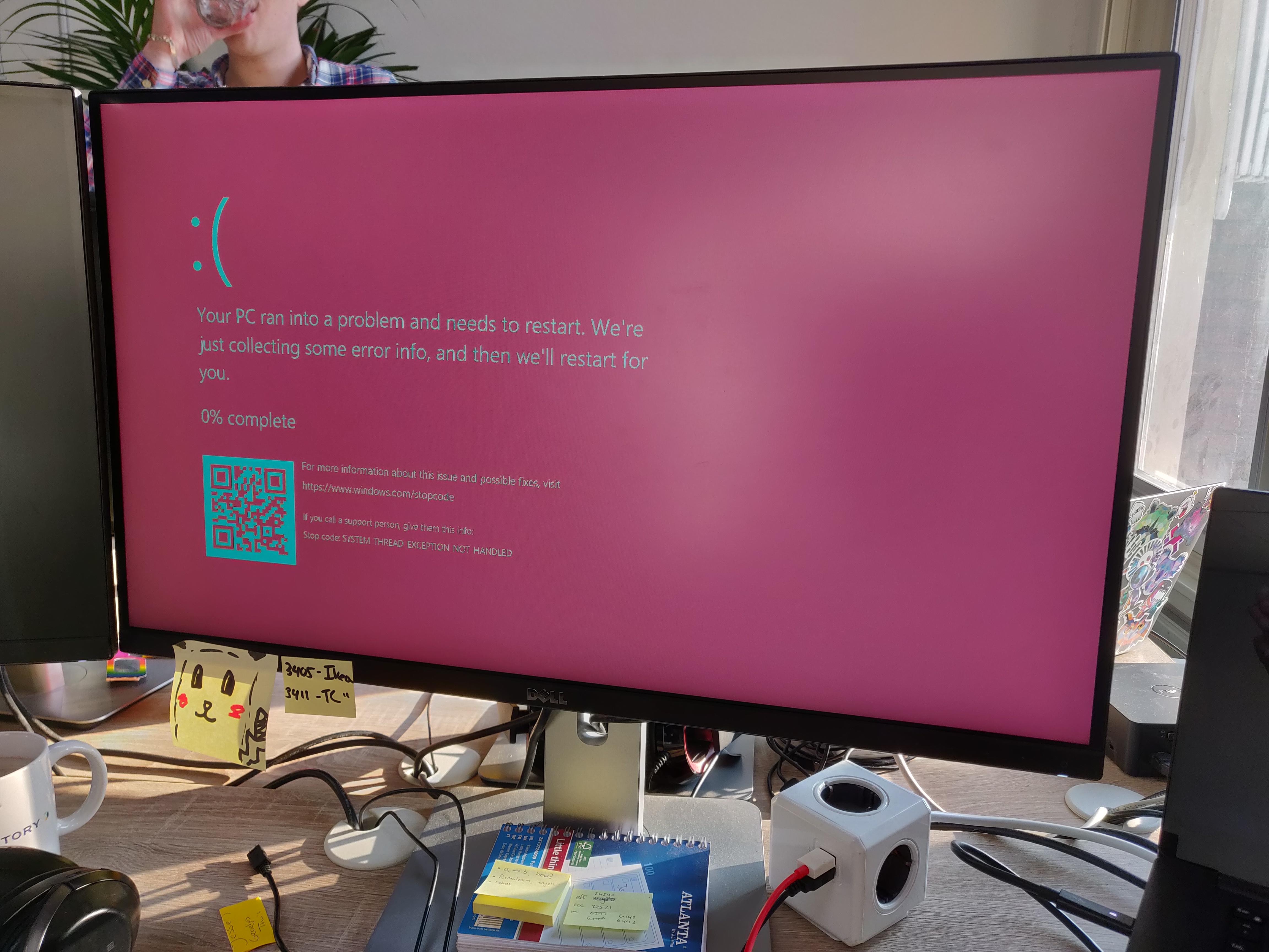 Love them Pink screen of Deaths r/Windows10