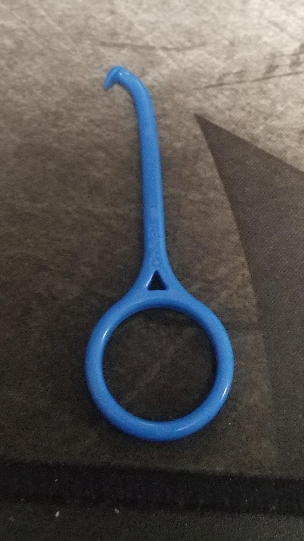 I reallly this orthokey it makes removing aligners easier r