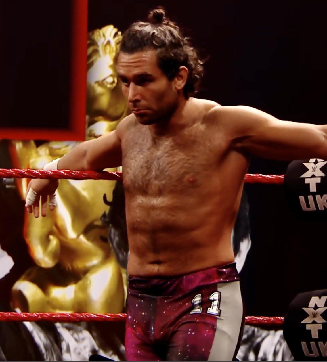 Noam Darr the chest hair returns! X WrestleWithThePackage