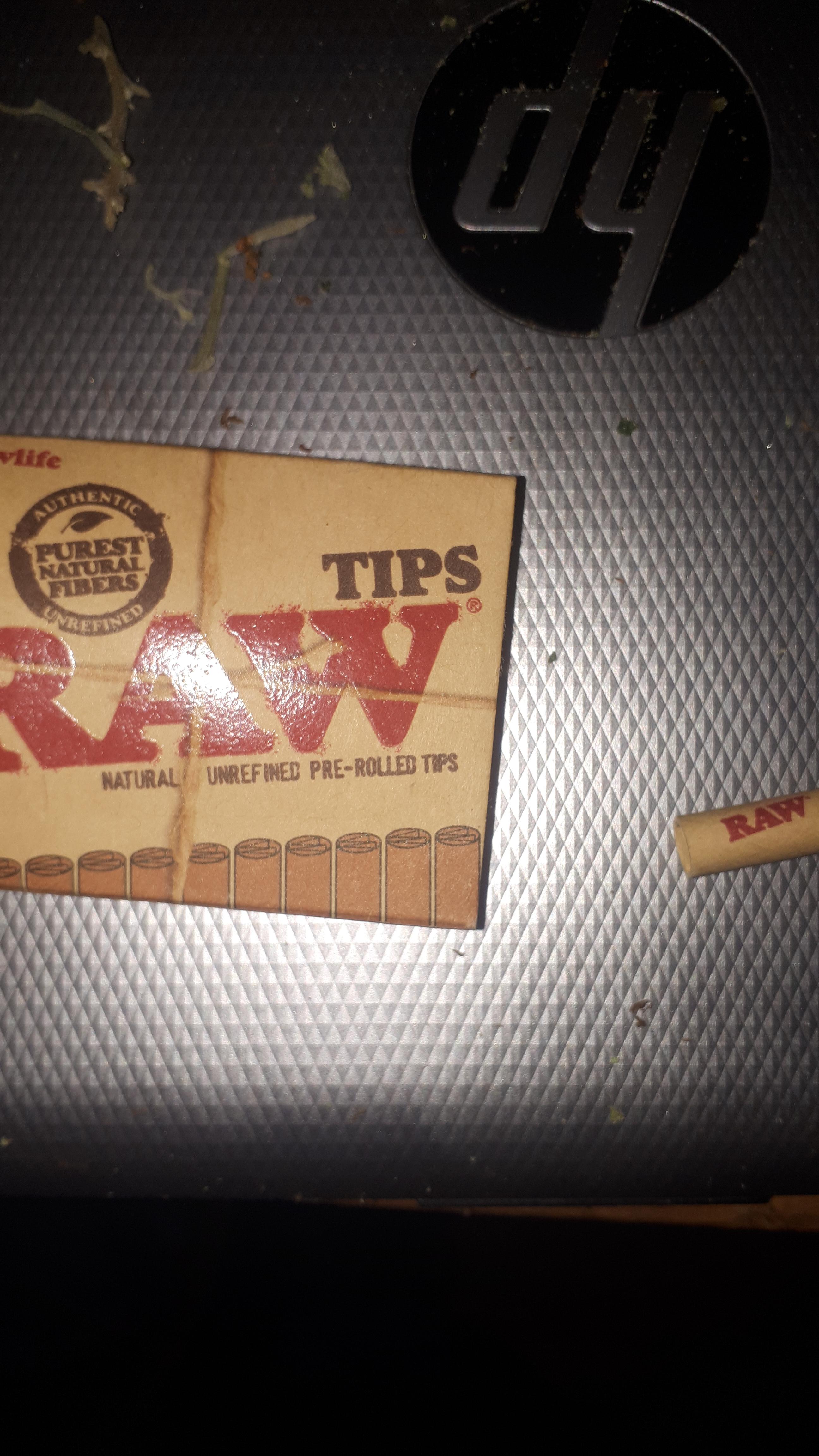 Premade roaches! What a time to be alive! r/trees