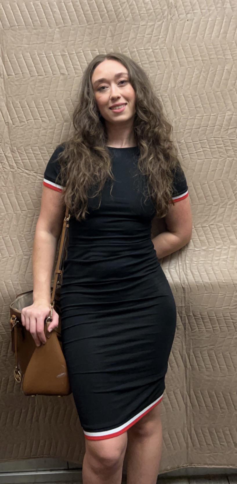 Would you take me on a date? : u/Ella_Kaye