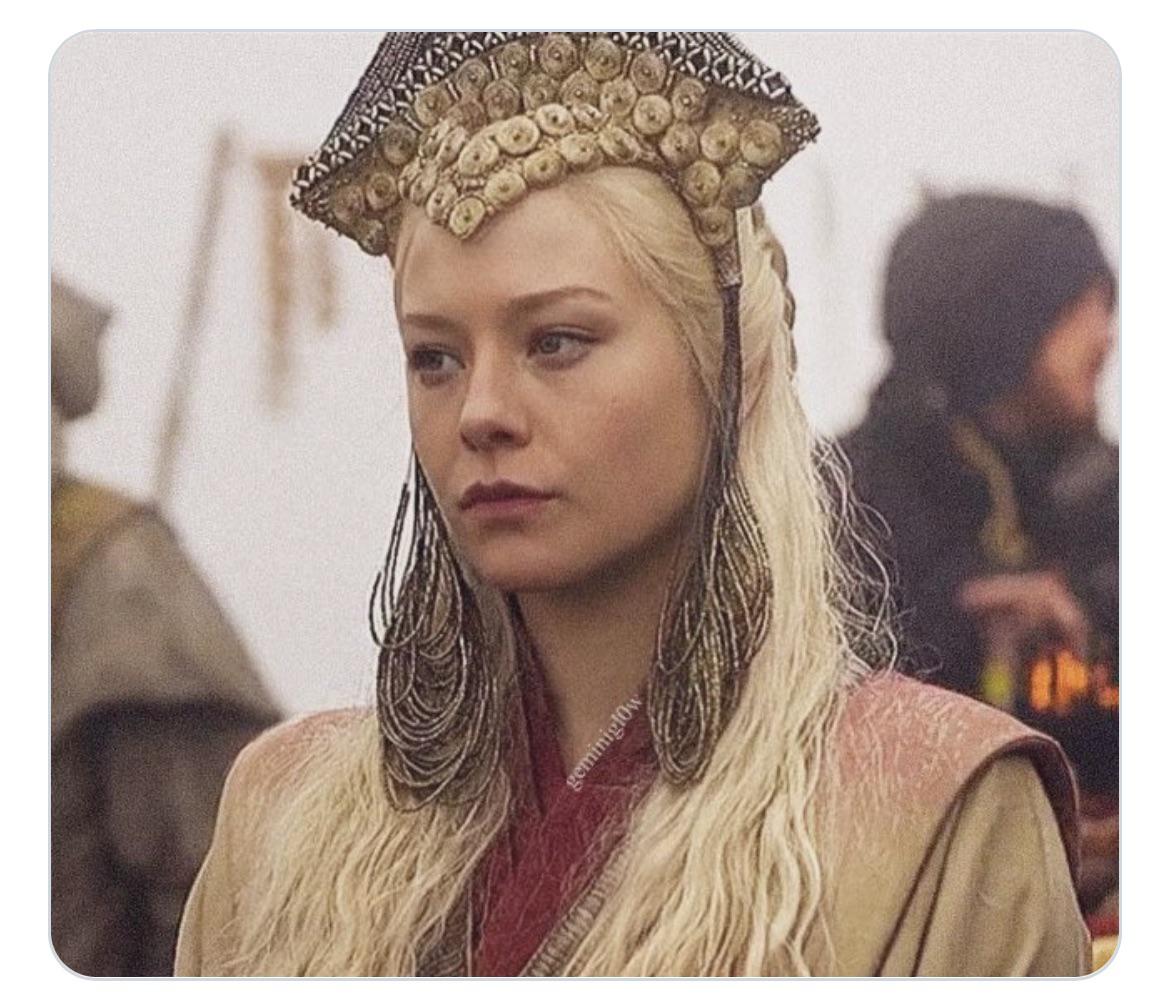 Emma D’Arcy BTS photo episode 7 r/HouseOfTheDragon