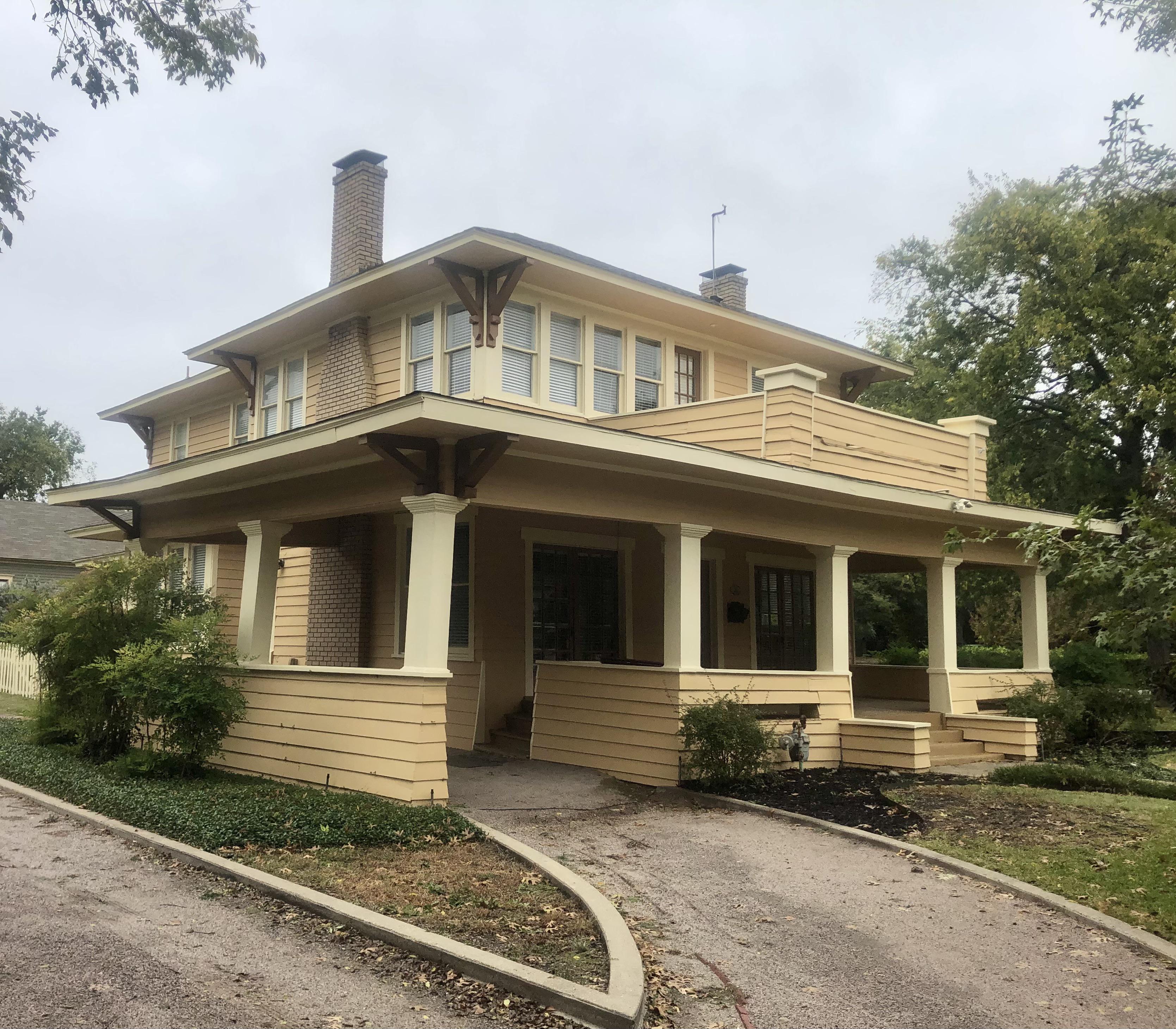 Aldridge House est. 1918. Plano, TX USA (OC) r/ArchitecturePorn