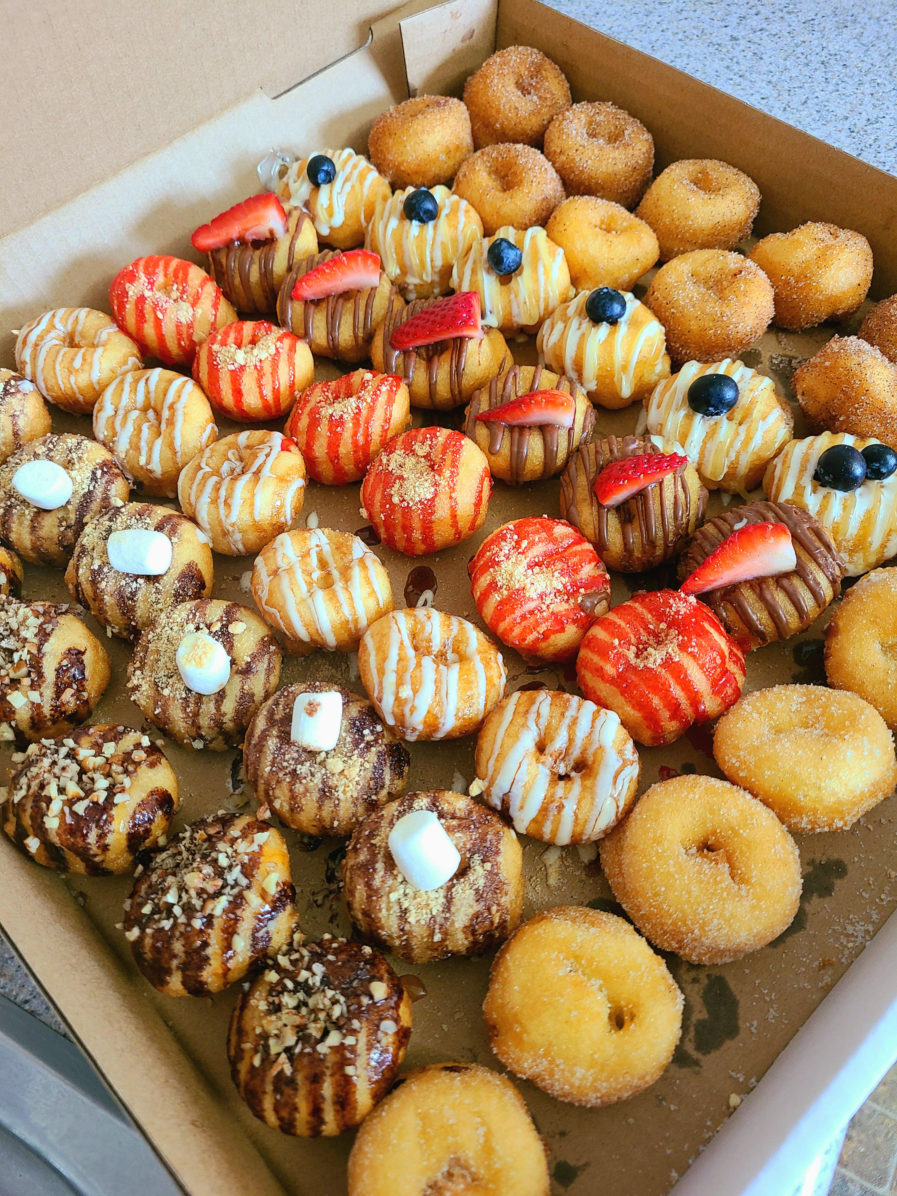 [I ate] Mini doughnuts r/food